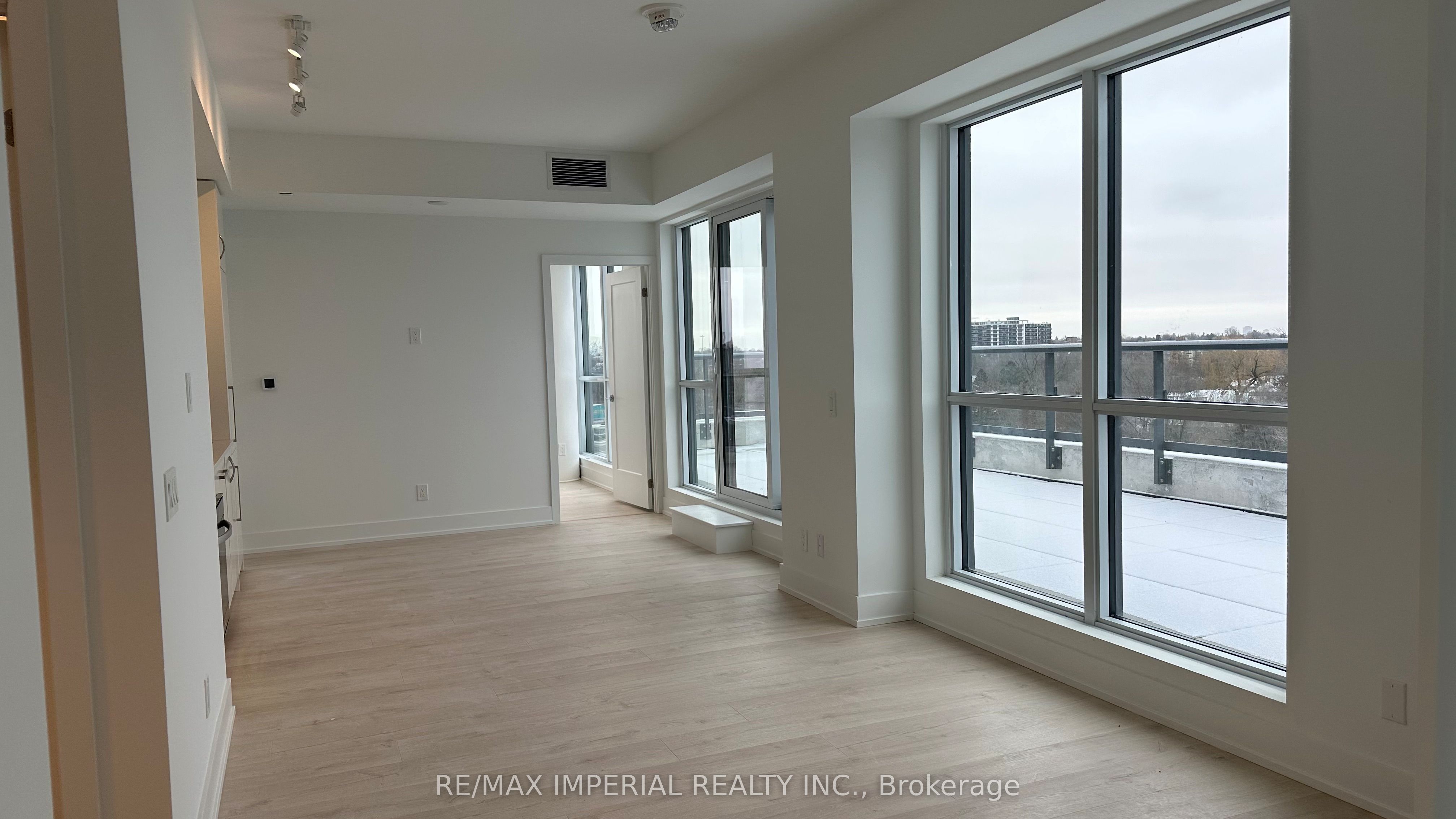 Unit 607 - 181 Sheppard Avenue E, North York 3
