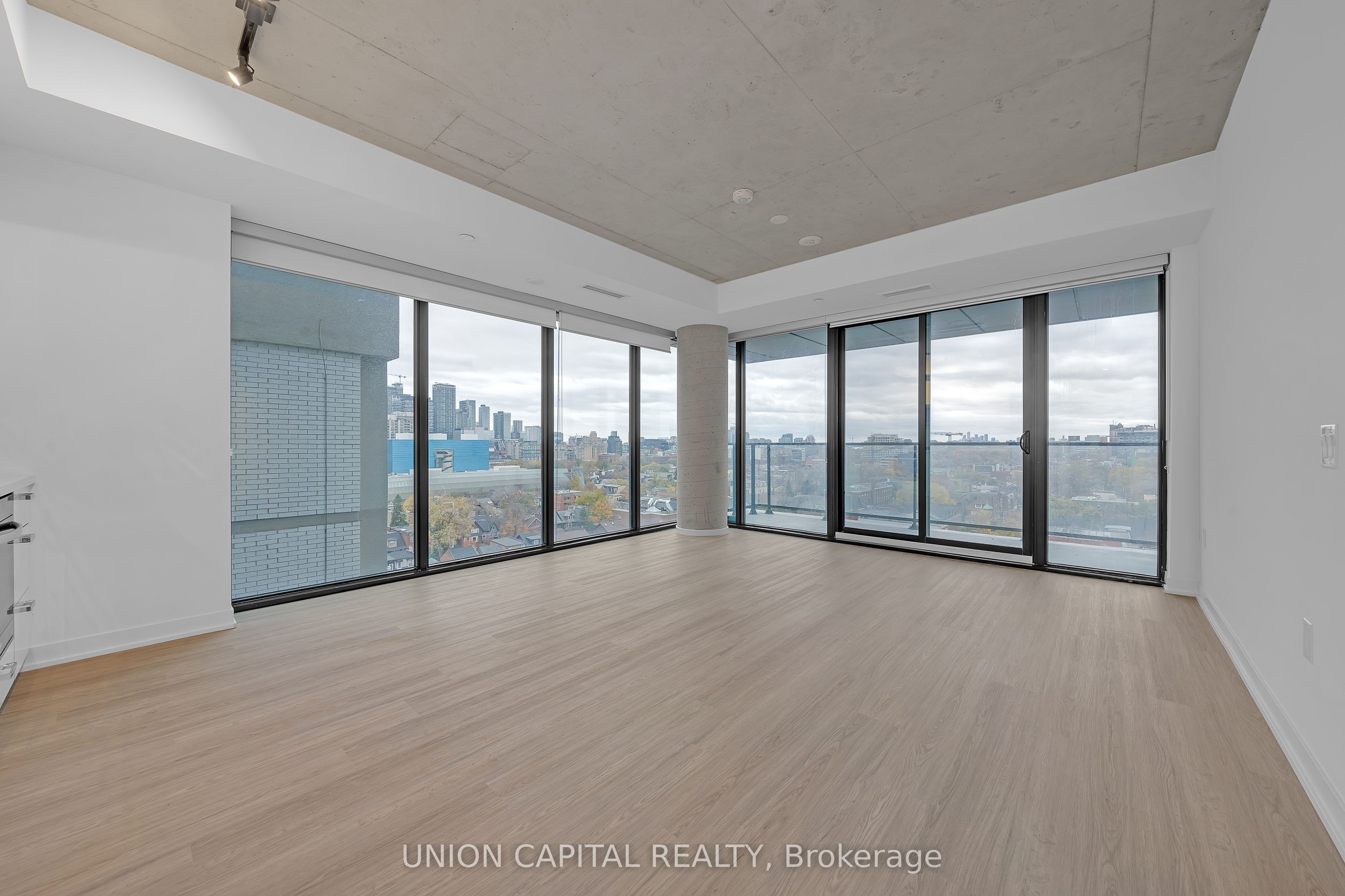 Unit 1111 - 195 McCaul Street, Toronto 3