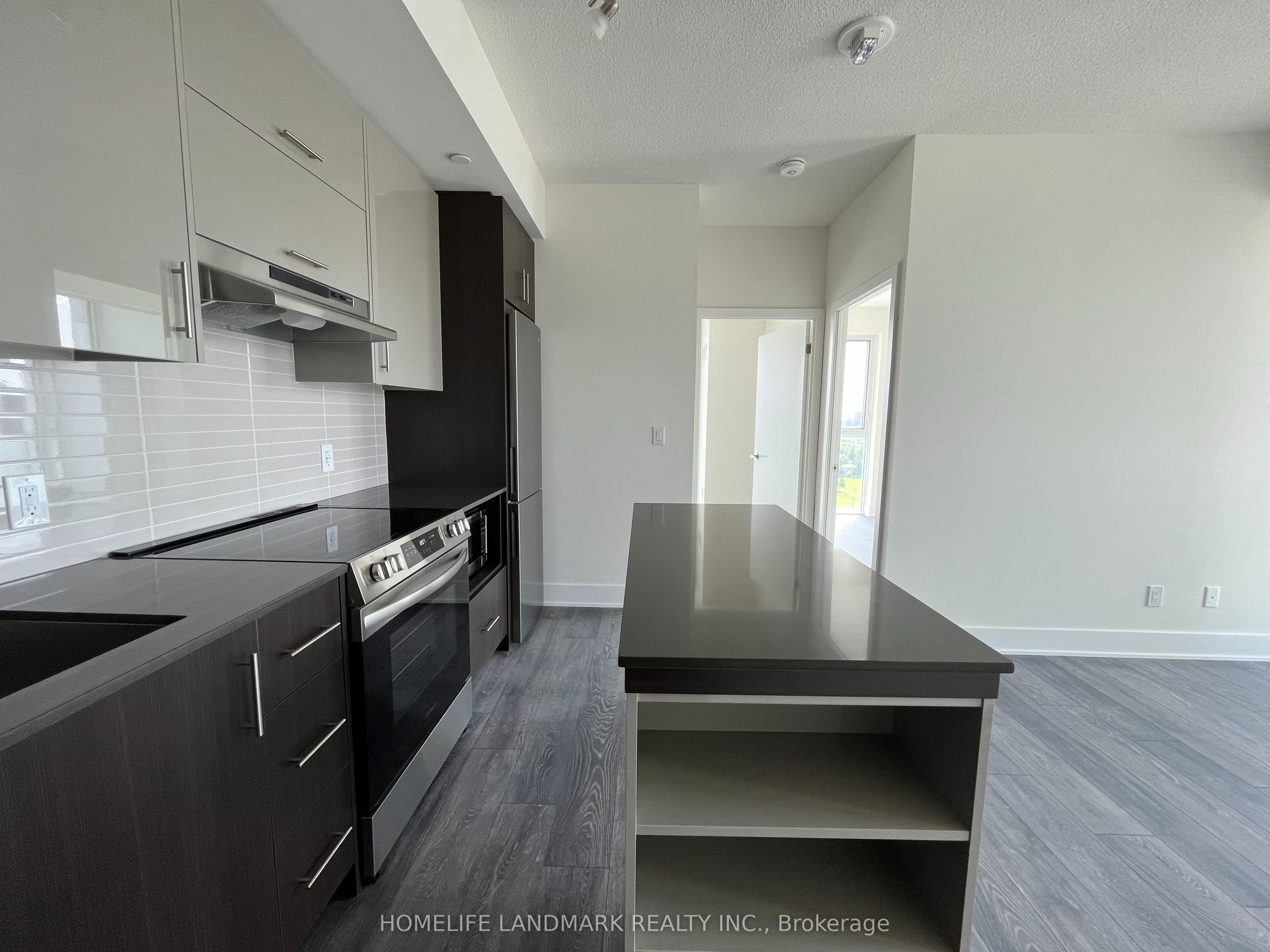 Unit 1711 - 188 Fairview Mall Drive, North York 2