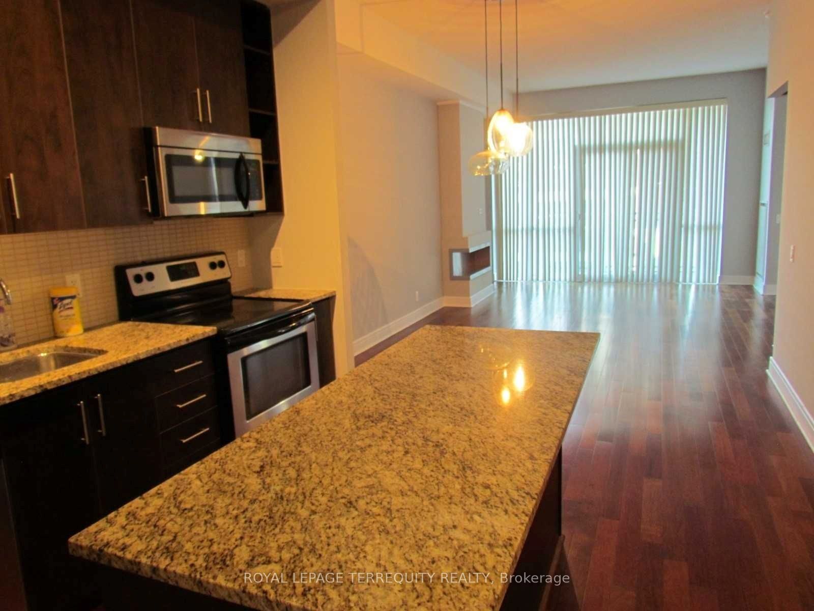 Unit 405 - 116 George Street, Toronto 4
