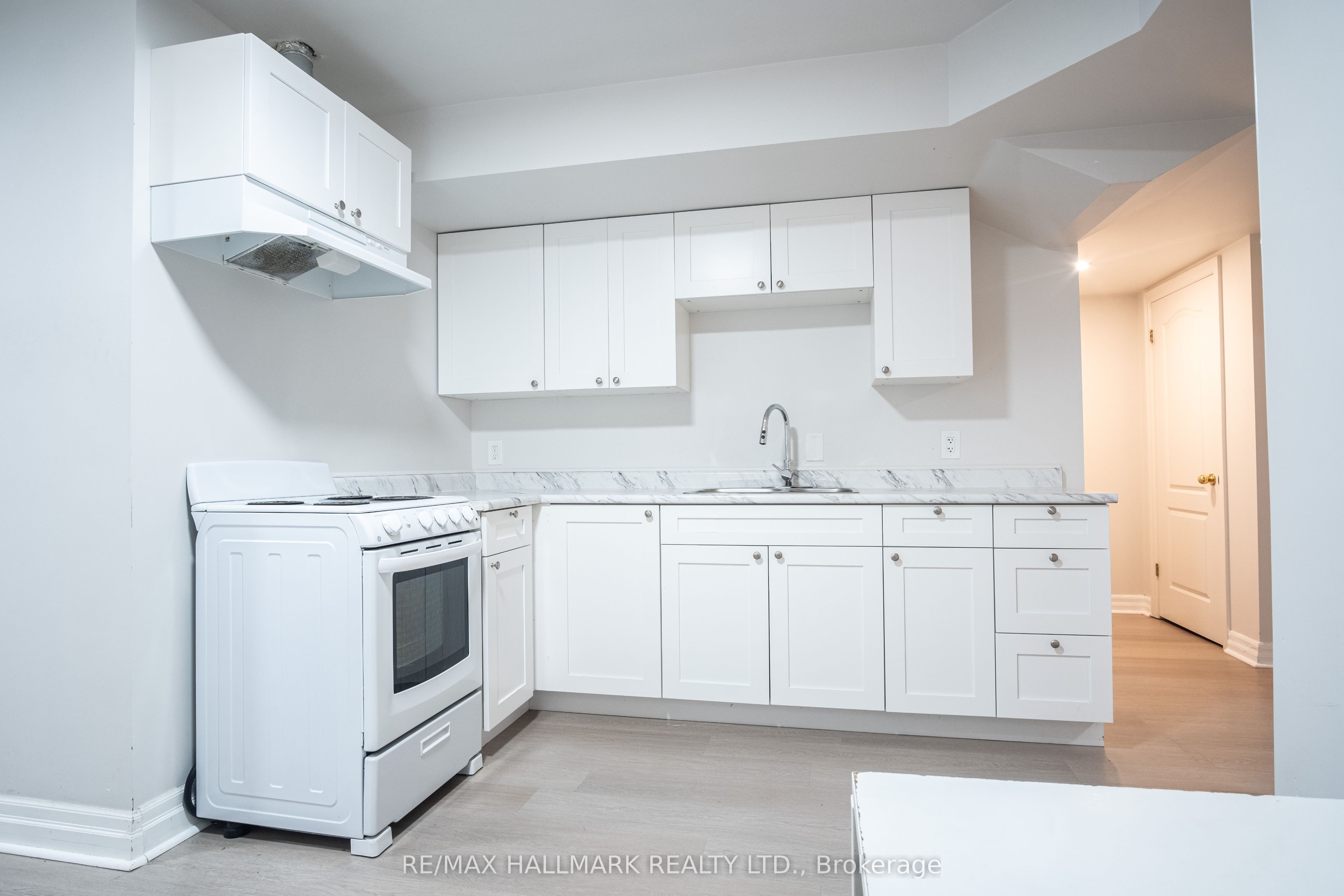 Unit Basement - 116 Regina Avenue, North York 2
