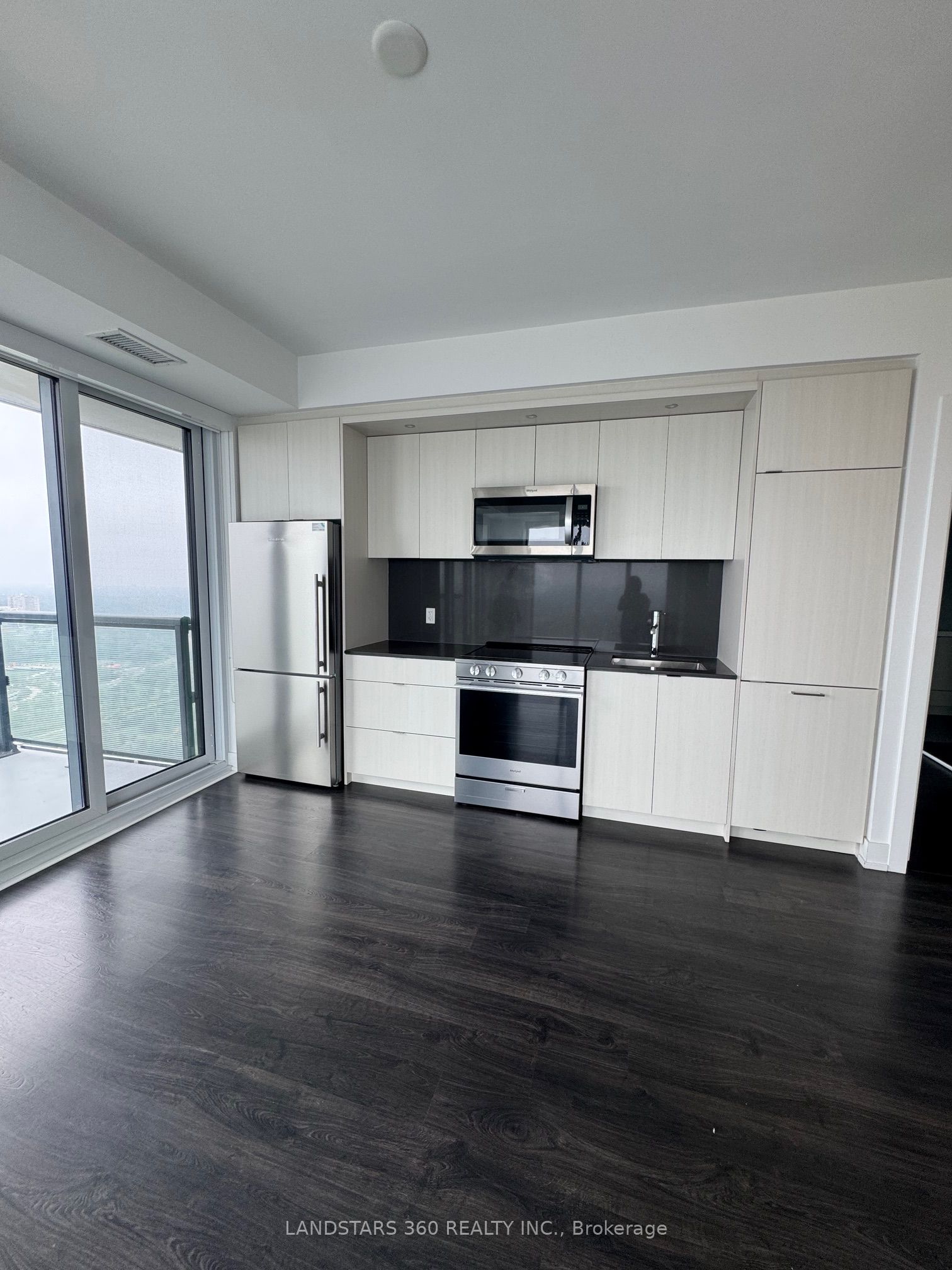 Unit 4204 - 30 Inn On The Park Drive, North York 3