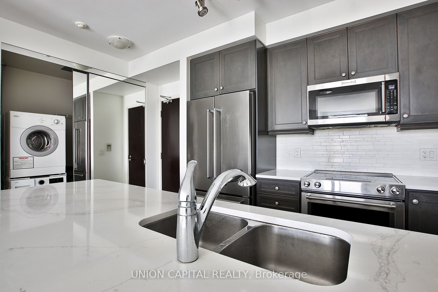 Unit 310 - 825 Church Street, Toronto 4