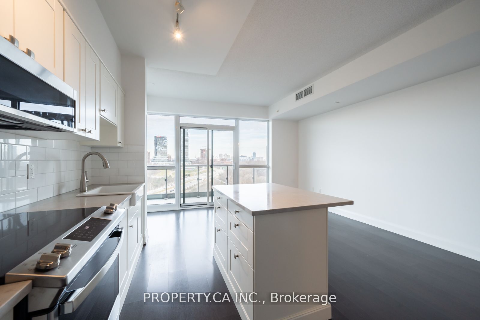 Unit 601 - 160 Vanderhoof Avenue, Toronto 4