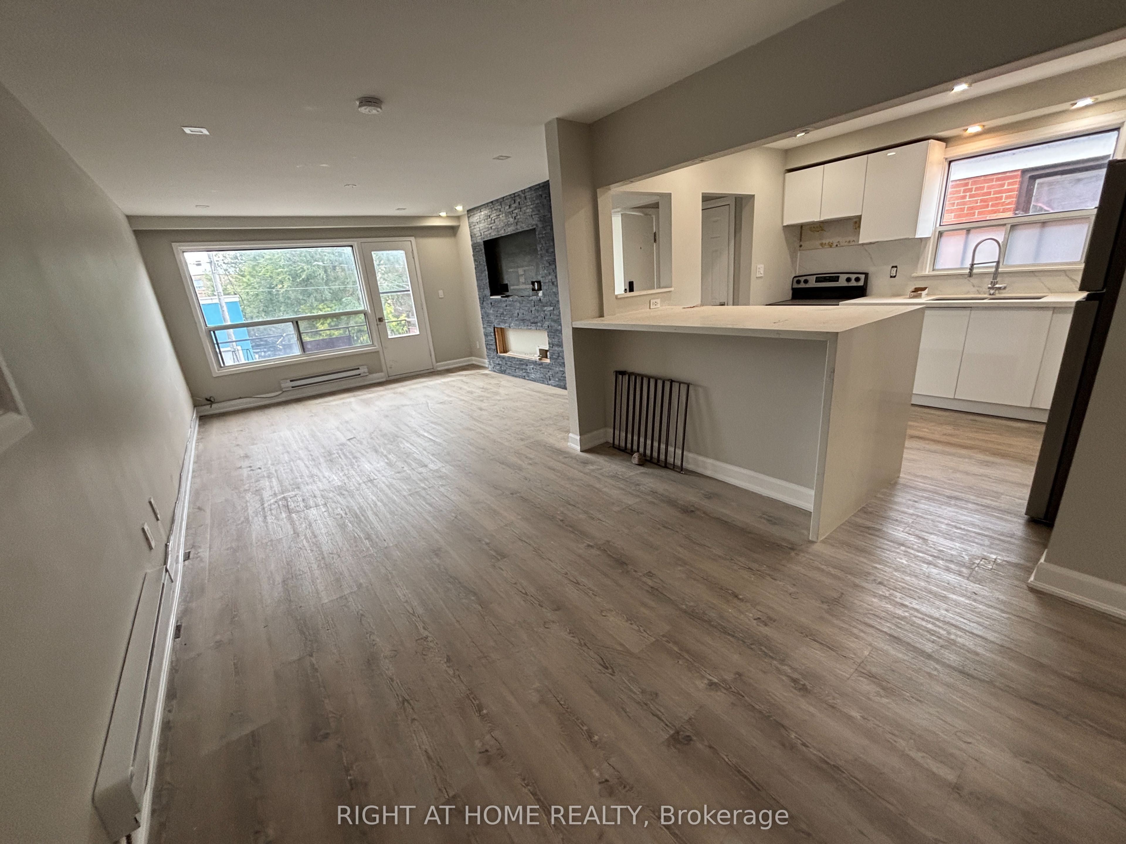 Unit 2nd Floor - 513 Oakwood Avenue, Toronto 4