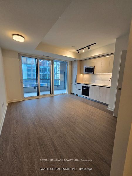 Unit 404 - 425 Front Street E, Toronto 4