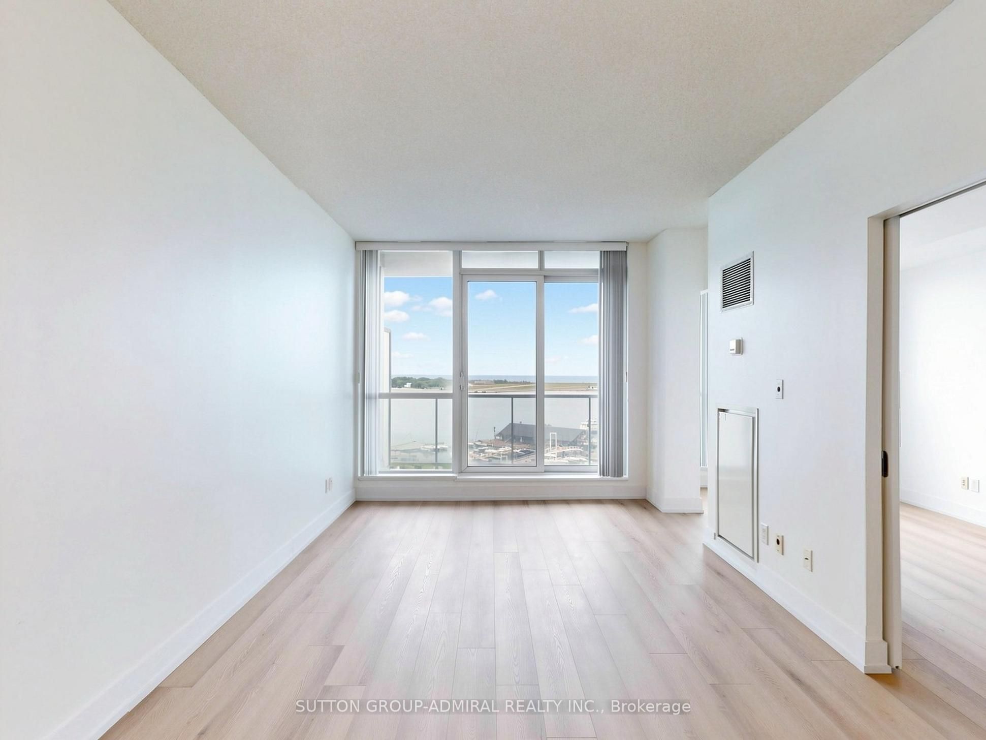 Unit 1410 - 218 Queens Quay W, Toronto 2