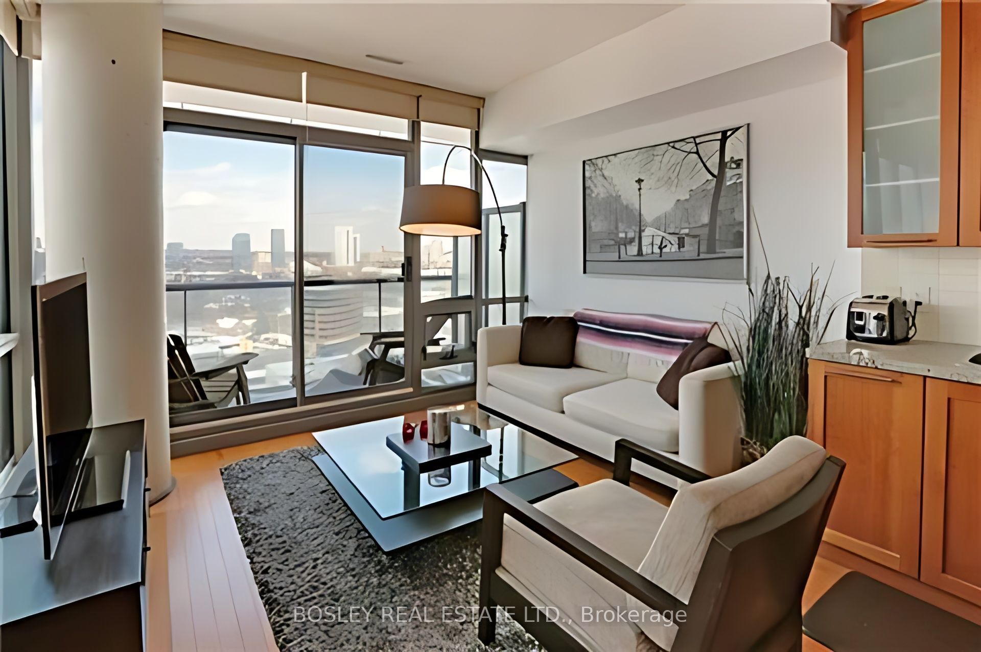 Unit 1409 - 33 Mill Street, Toronto 4