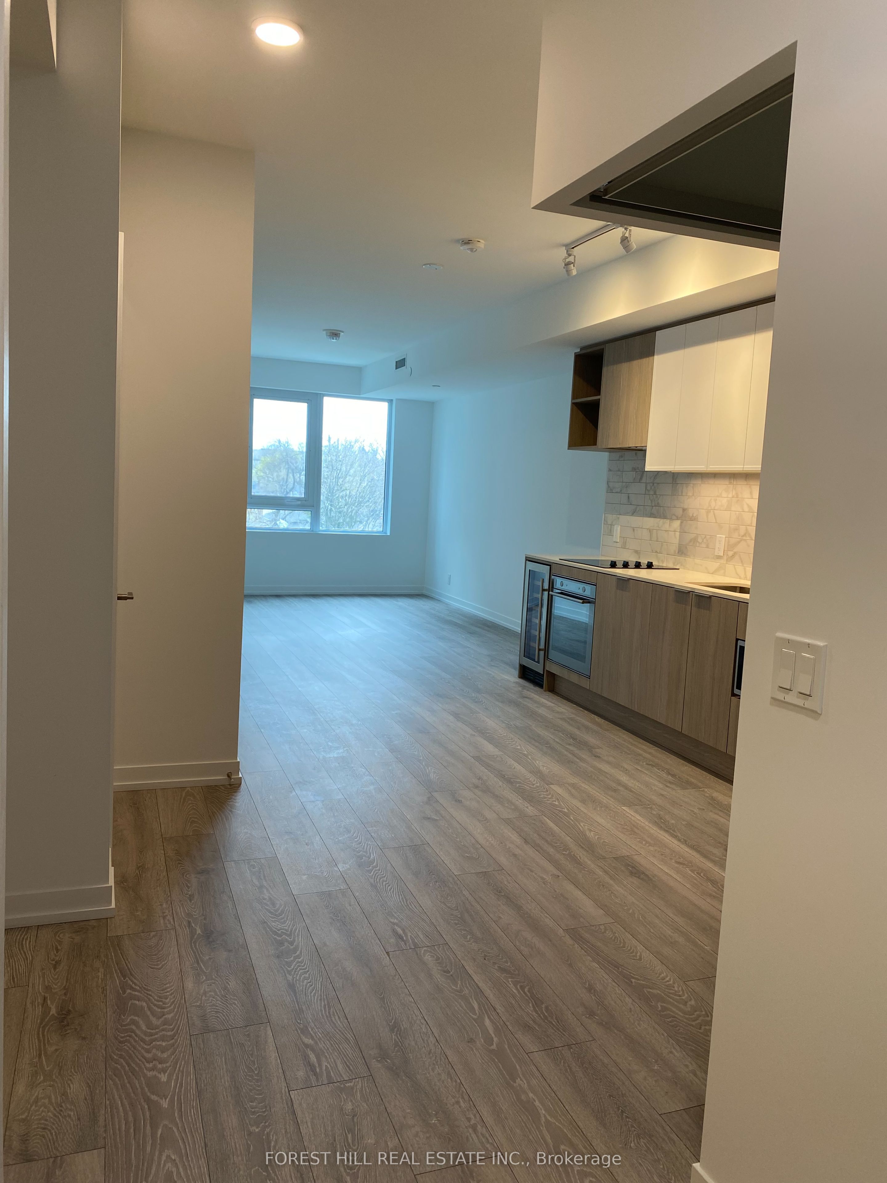 Unit 302 - 2020 Bathurst Street, Toronto 5