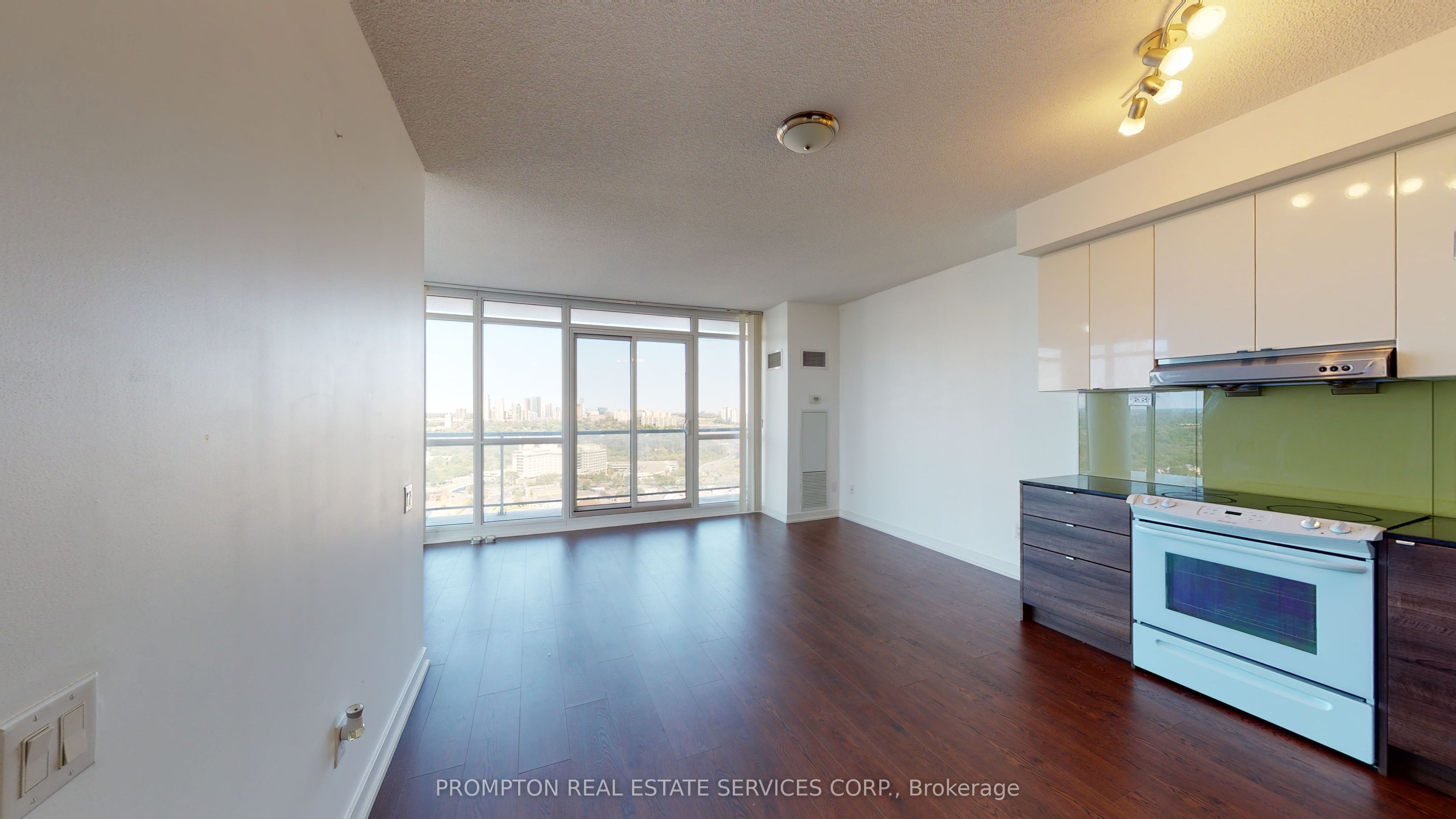 Unit 2901 - 121 Mcmahon Drive, North York 5