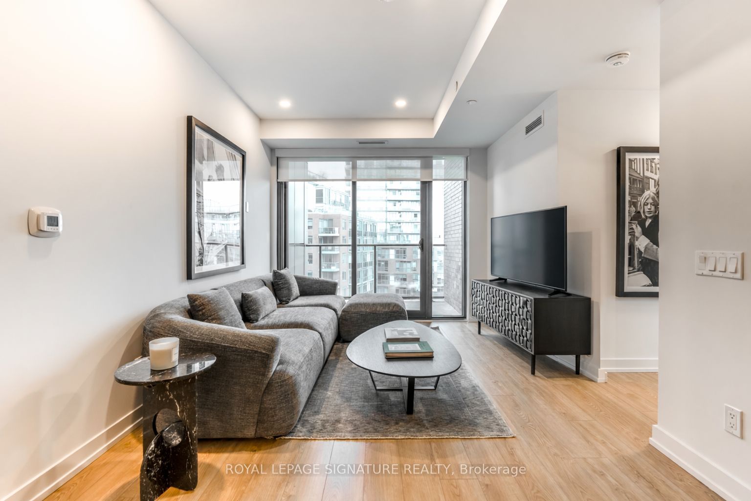 Unit 608 - 35 Parliament Street, Toronto 4