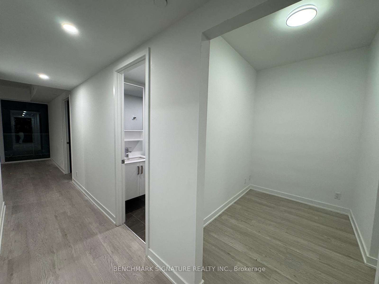 Unit 5806 - 88 Queen Street E, Toronto 2