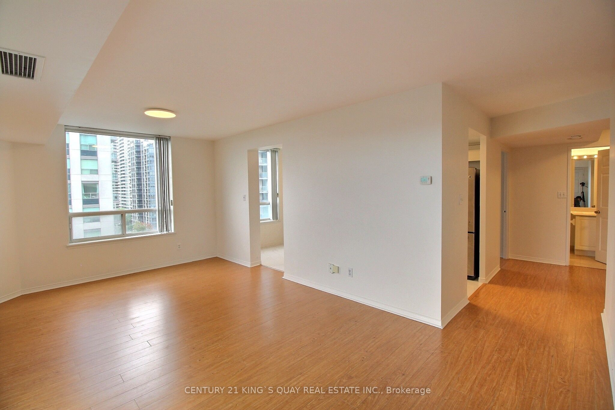 Unit 1005 - 18 Hillcrest Avenue, North York 4