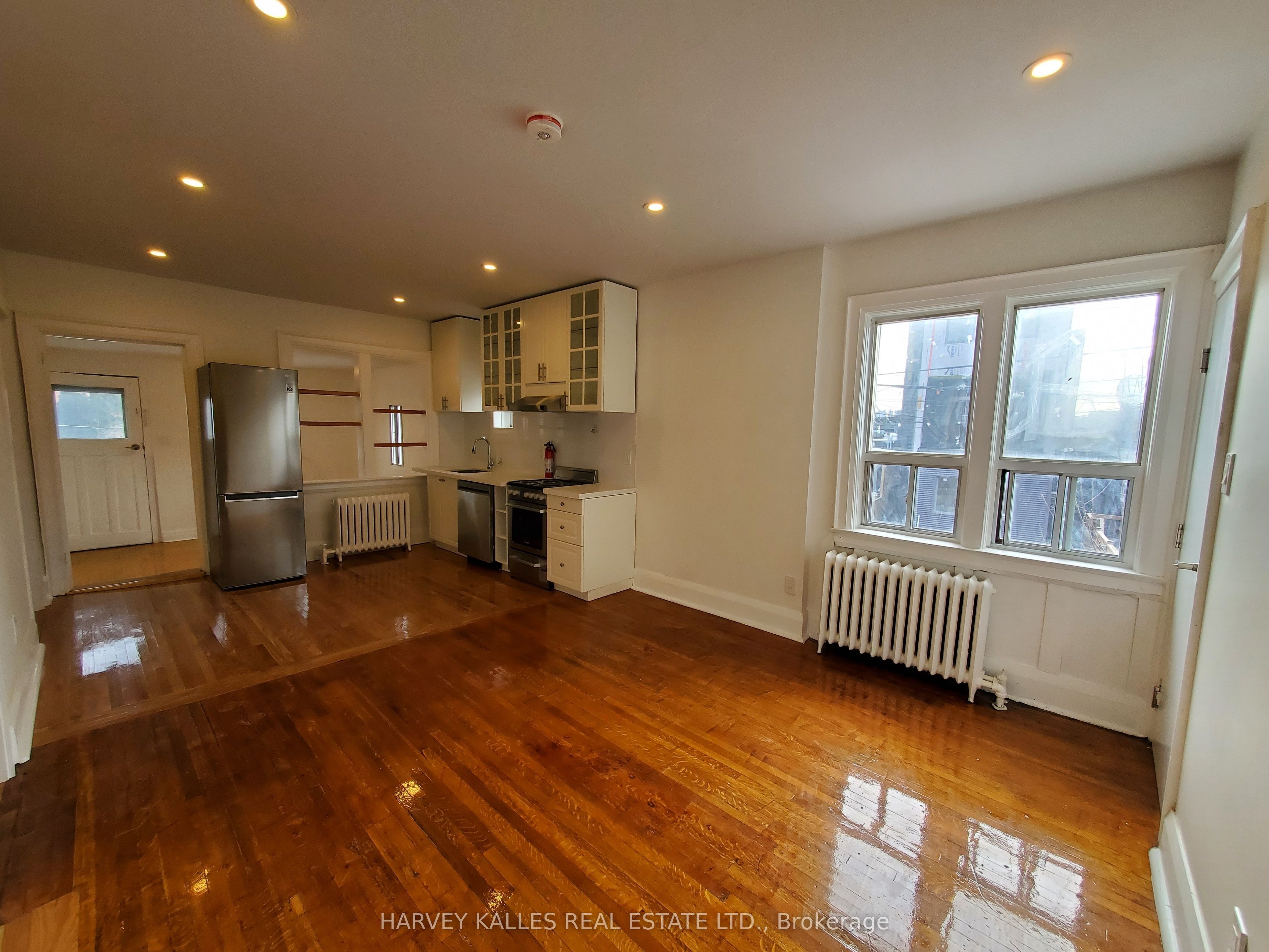 Unit 2 - 15 Alberta Avenue, Toronto 5