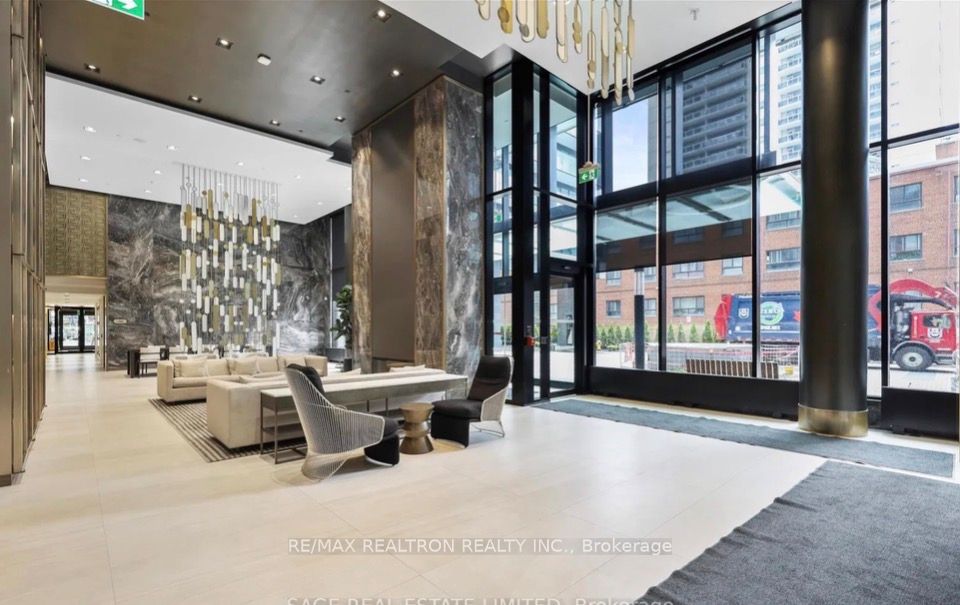 Unit 1008 - 117 Broadway Avenue, Toronto 3