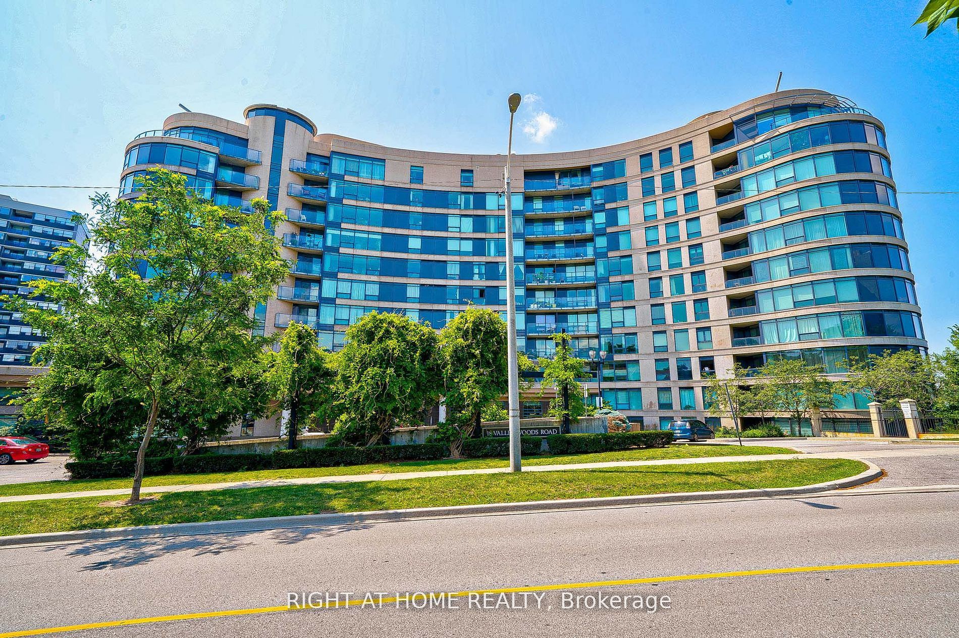Unit 813 - 18 Valley woods Road, North York 2
