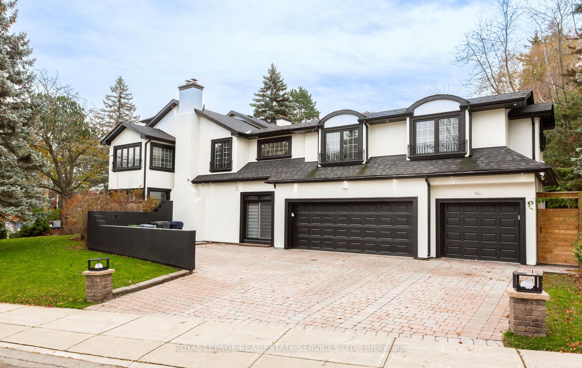 197 The Bridle Path, North York 3