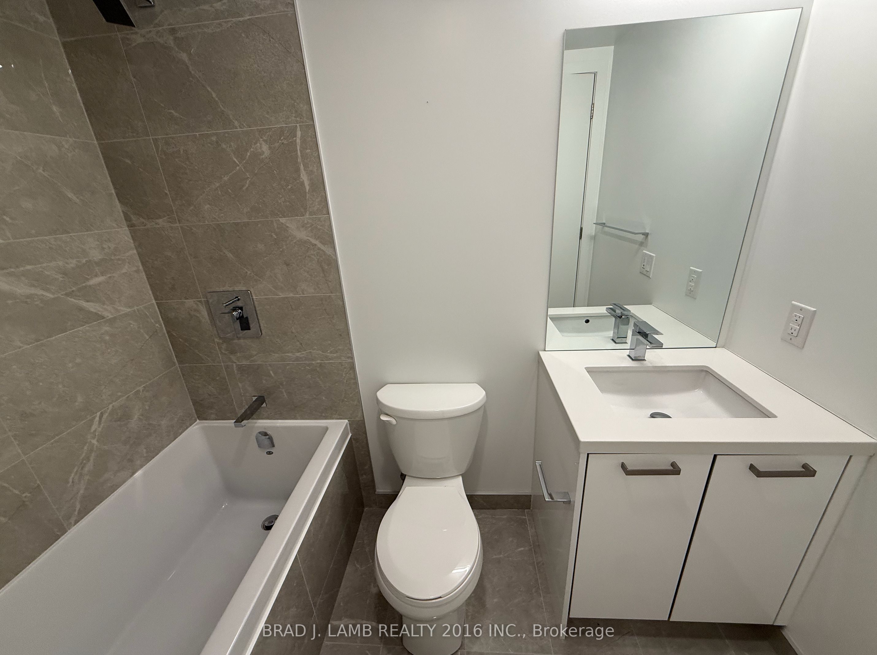 Unit 518 - 55 Ontario Street, Toronto 5