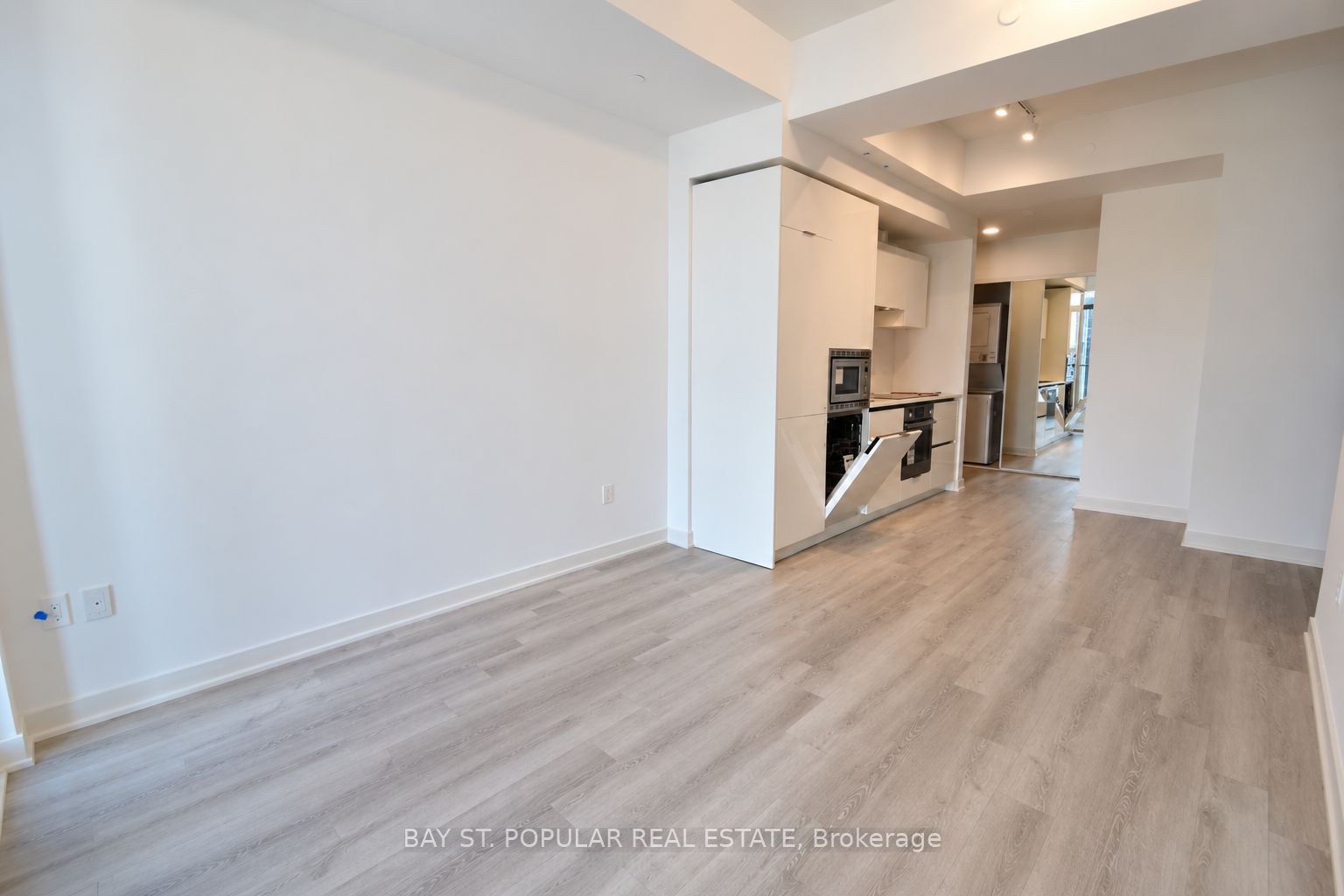 Unit 2101 - 238 Simcoe Street, Toronto 3