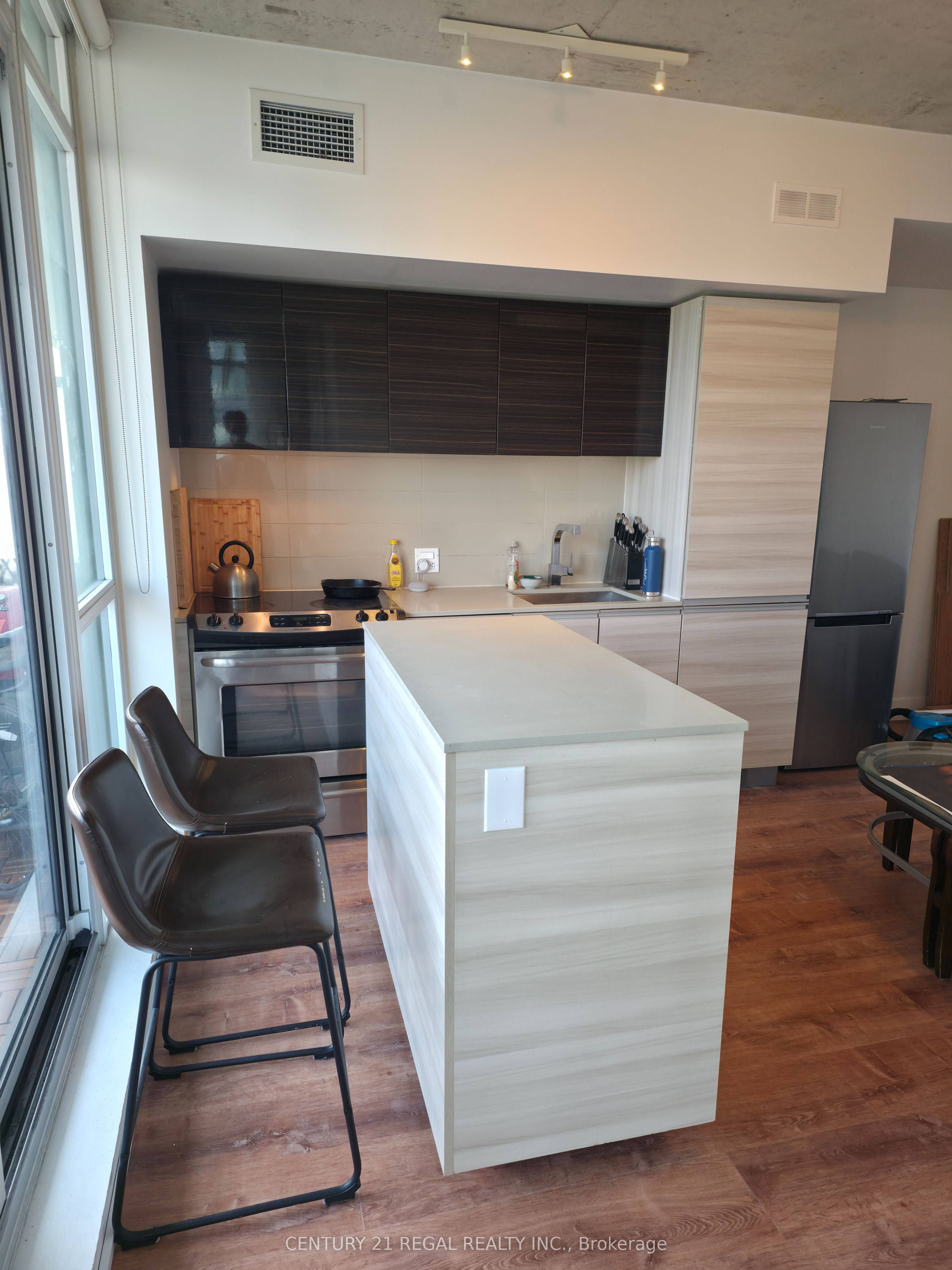 Unit 705 - 20 Minowan Miikan Lane, Toronto 3