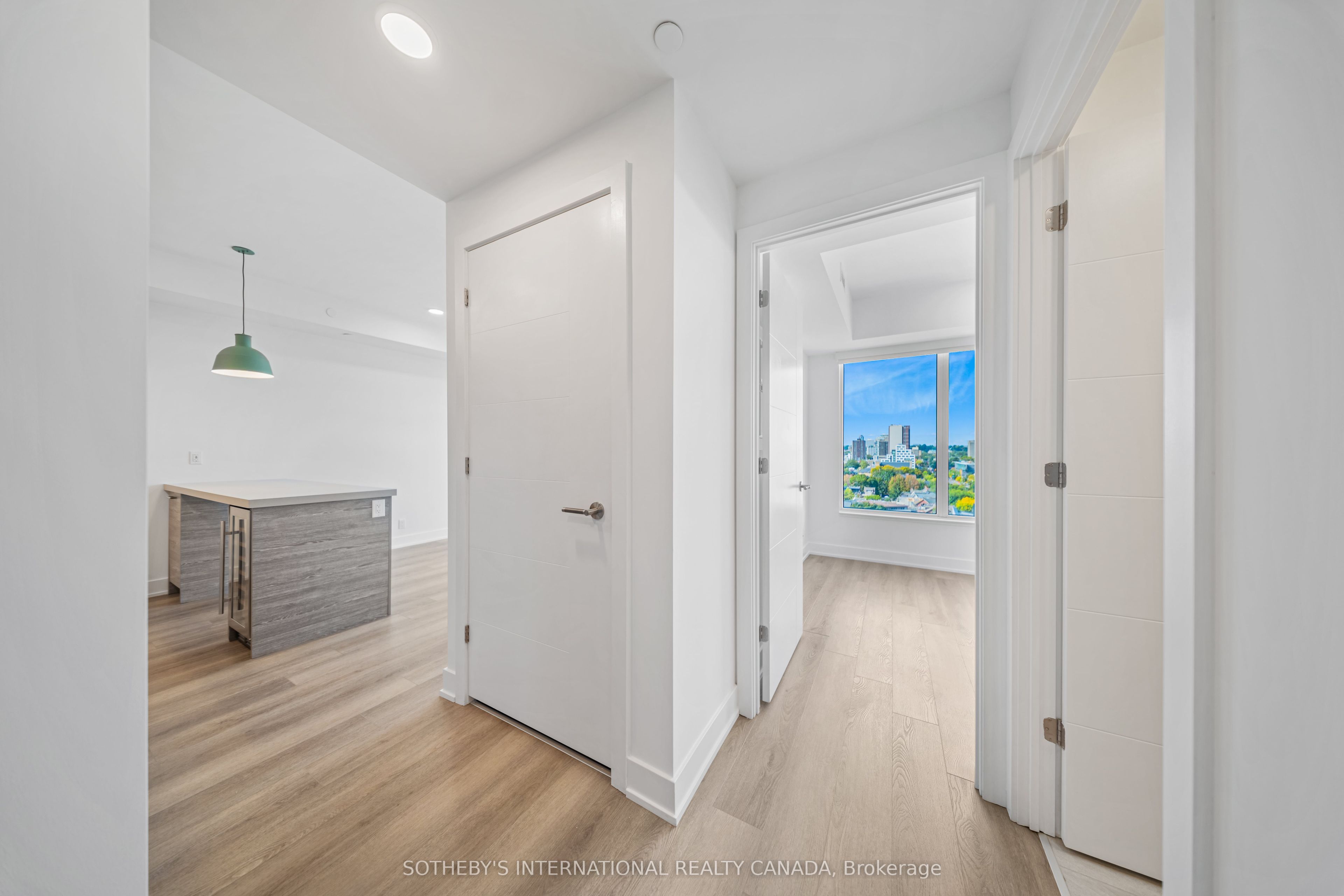 Unit 404 - 484 Spadina Avenue, Toronto 2
