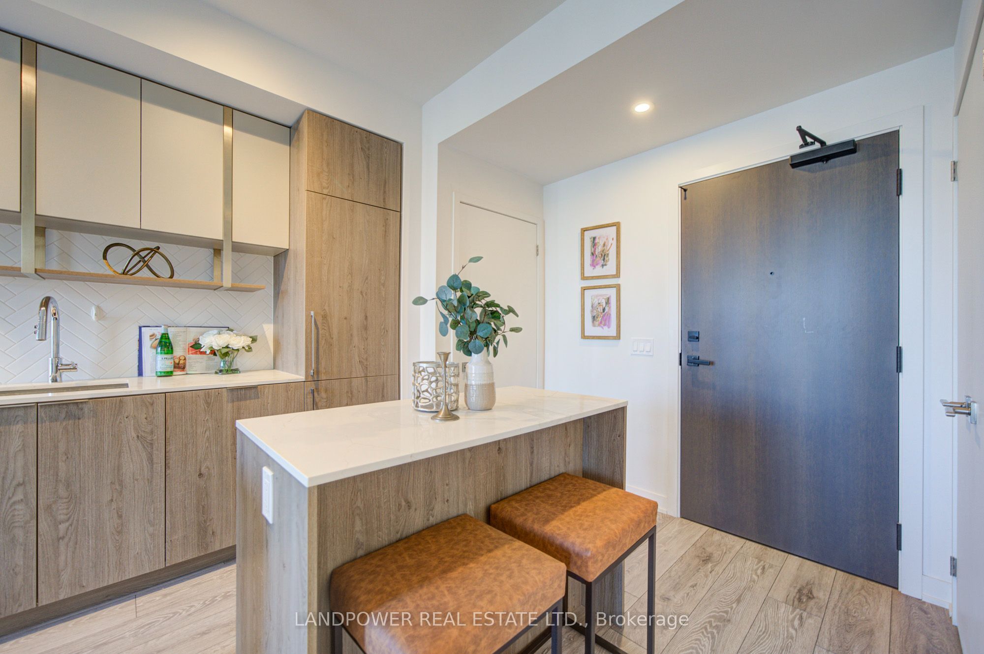 Unit 1906 - 15 Holmes Avenue, North York 5