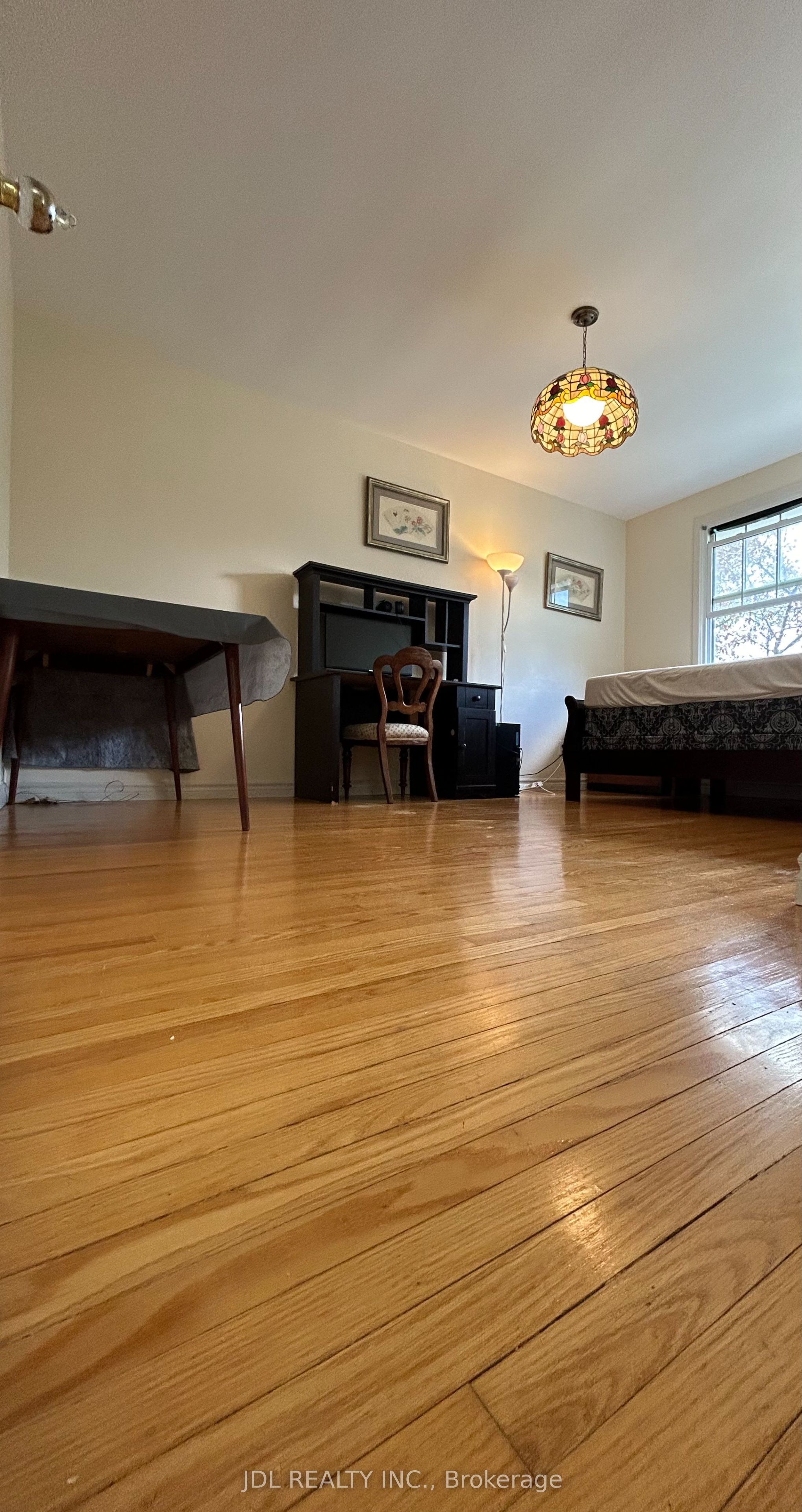 Unit Large Bedroom B 2nd Floor - 3 Butterfield Drive, North York 4