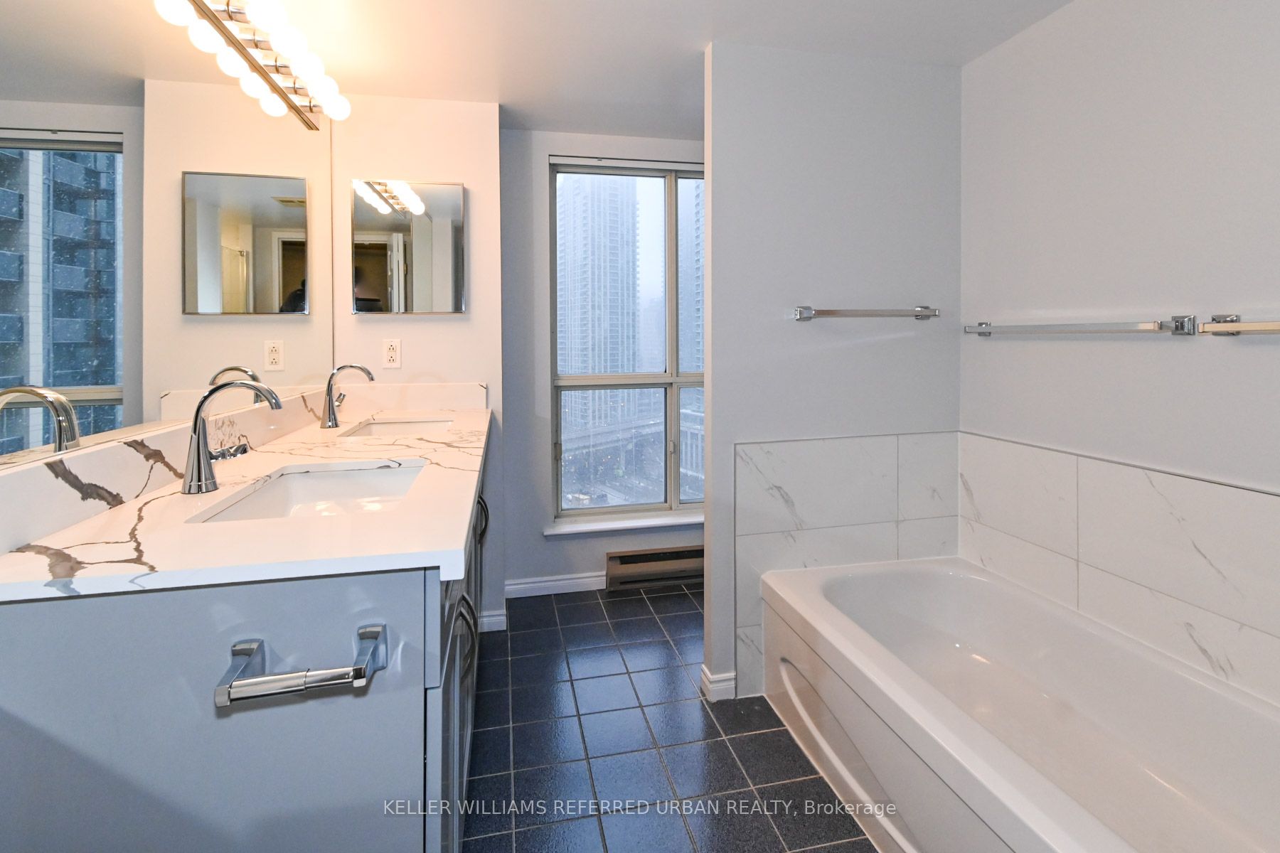 Unit 1604 - 25 The Esplanade, Toronto 3