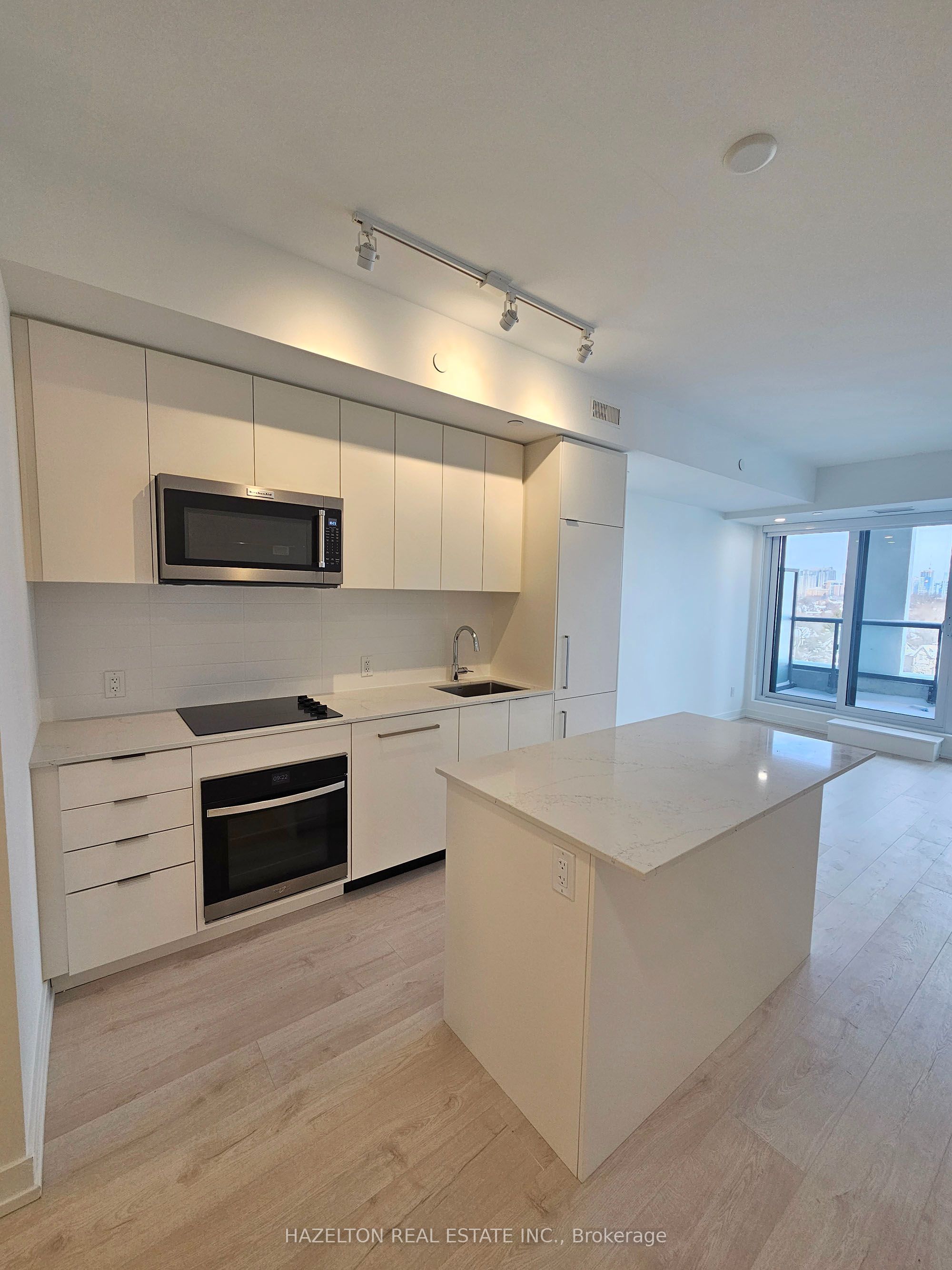Unit 620 - 181 Sheppard Avenue E, North York 4