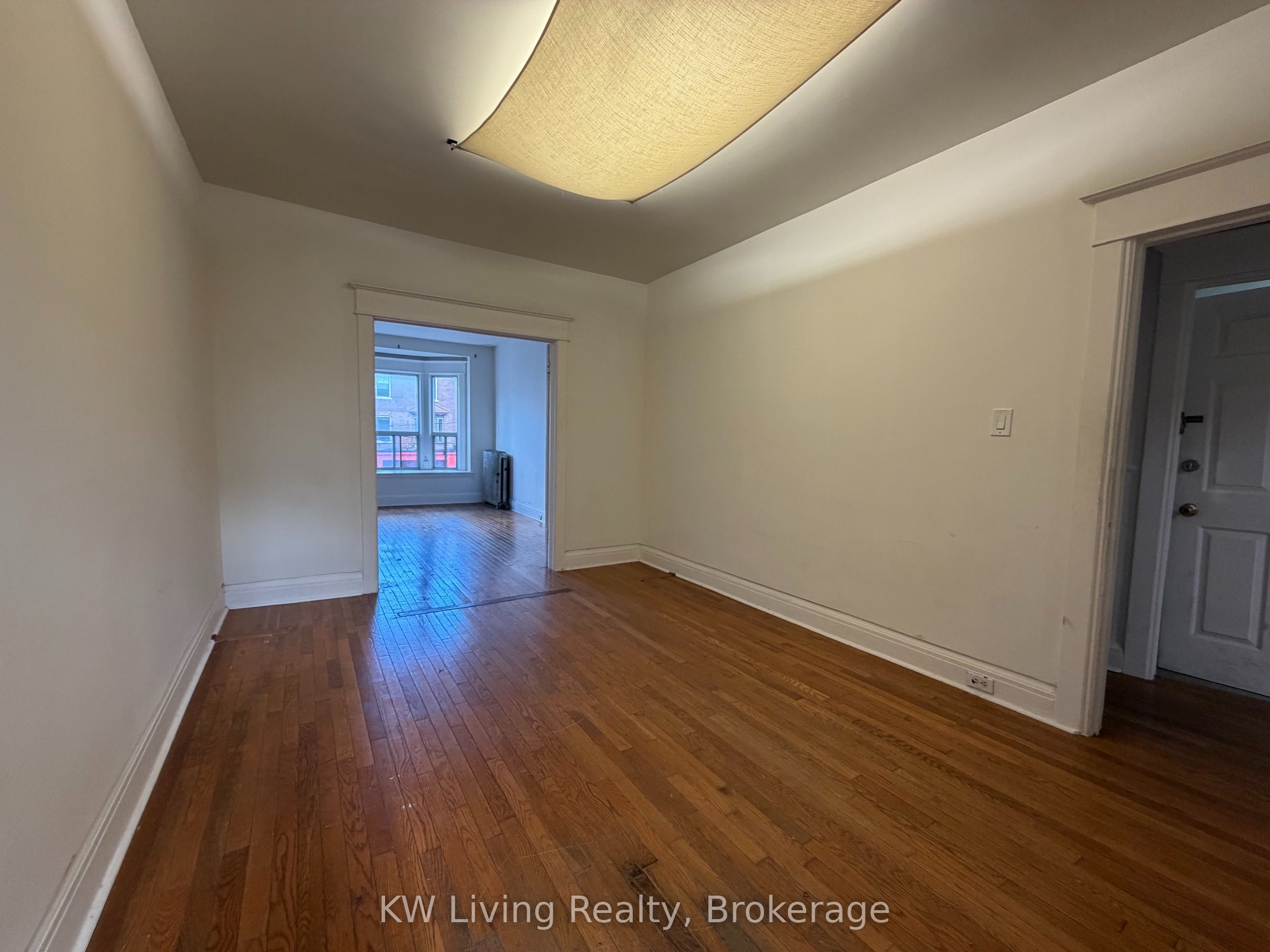 Unit 2/F - 543 College Street, Toronto 5