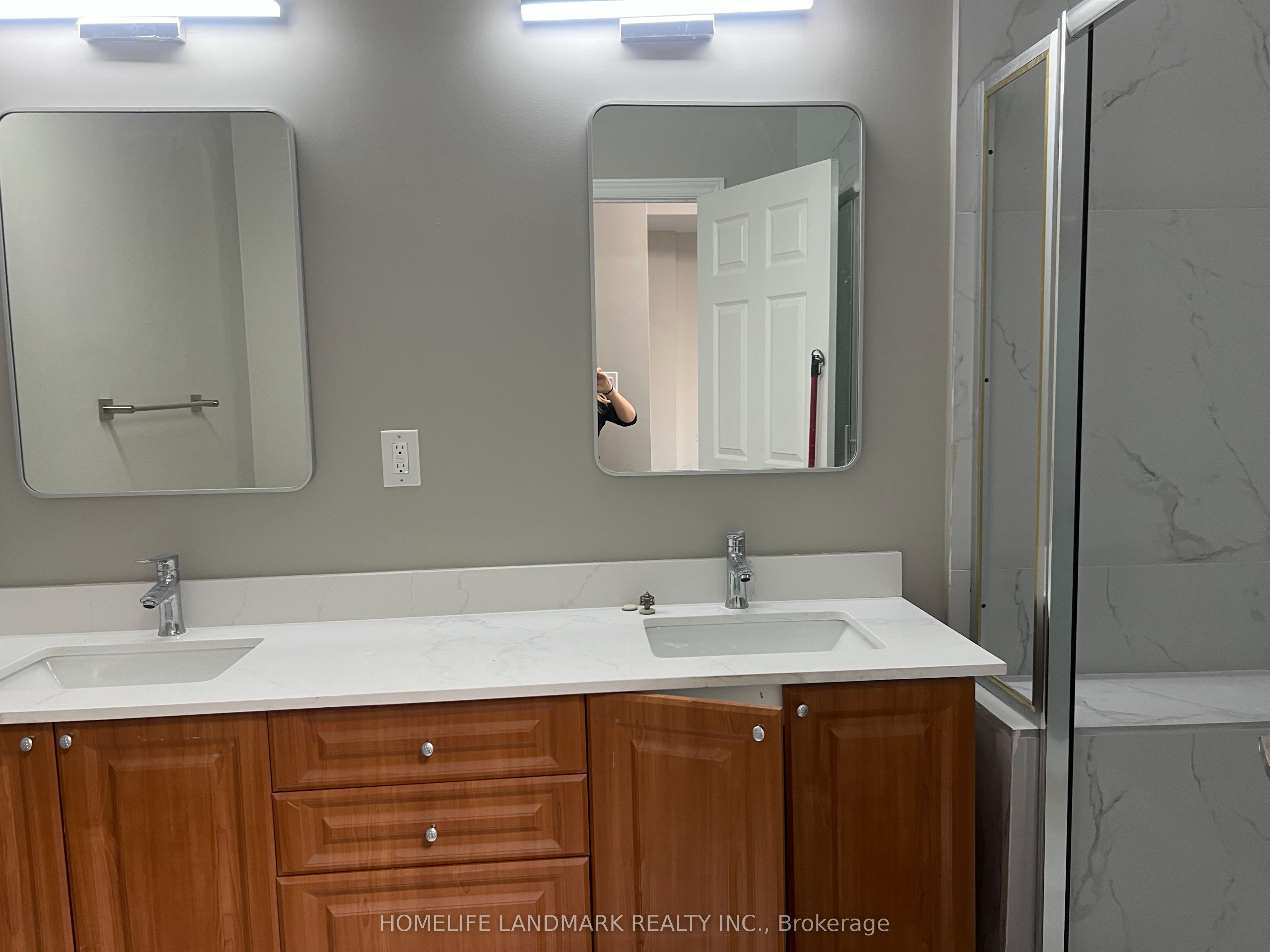 Unit 302 - 89 Finch Avenue W, North York 5