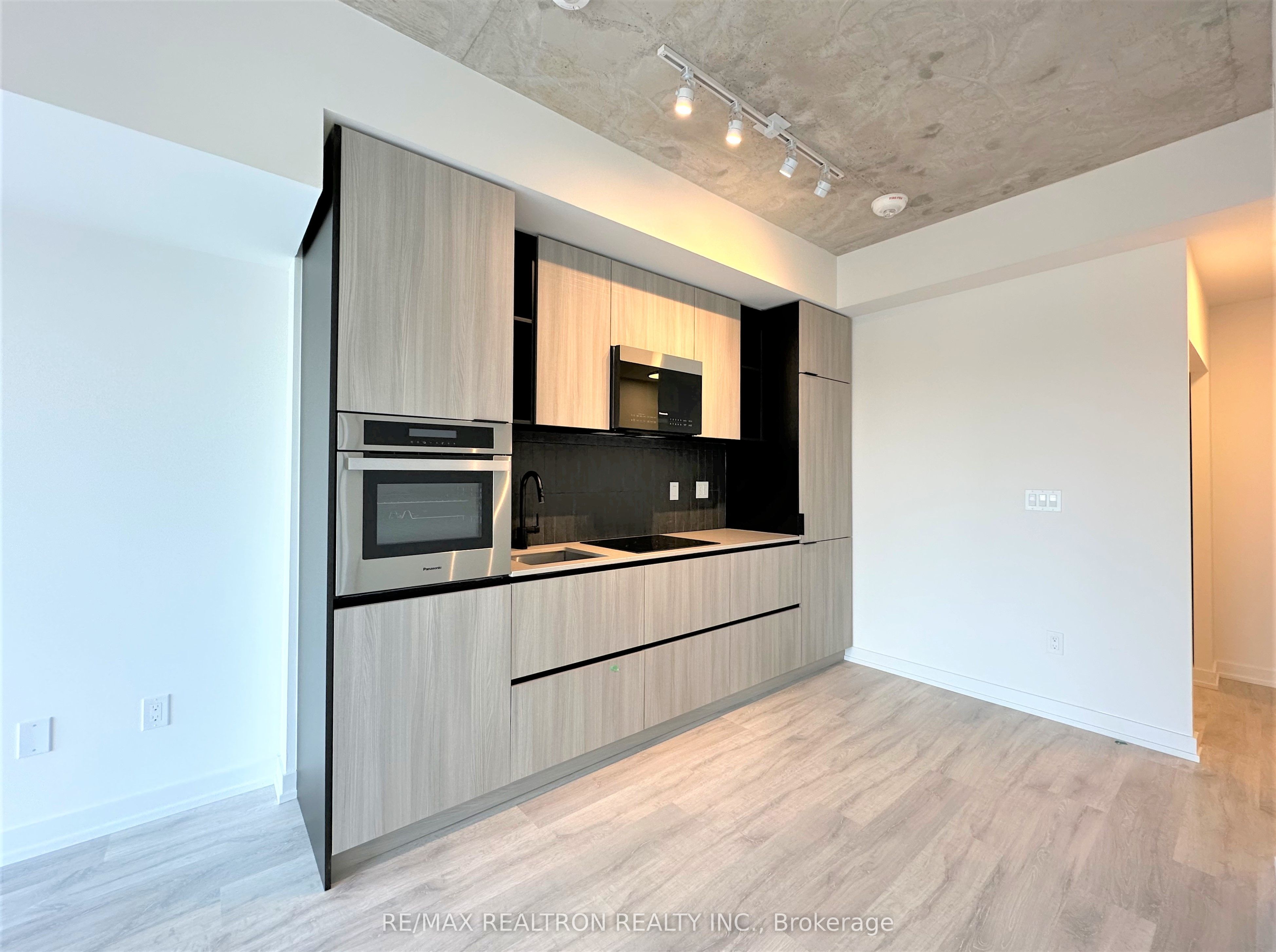 Unit Ph08 - 2 Augusta Avenue, Toronto 4