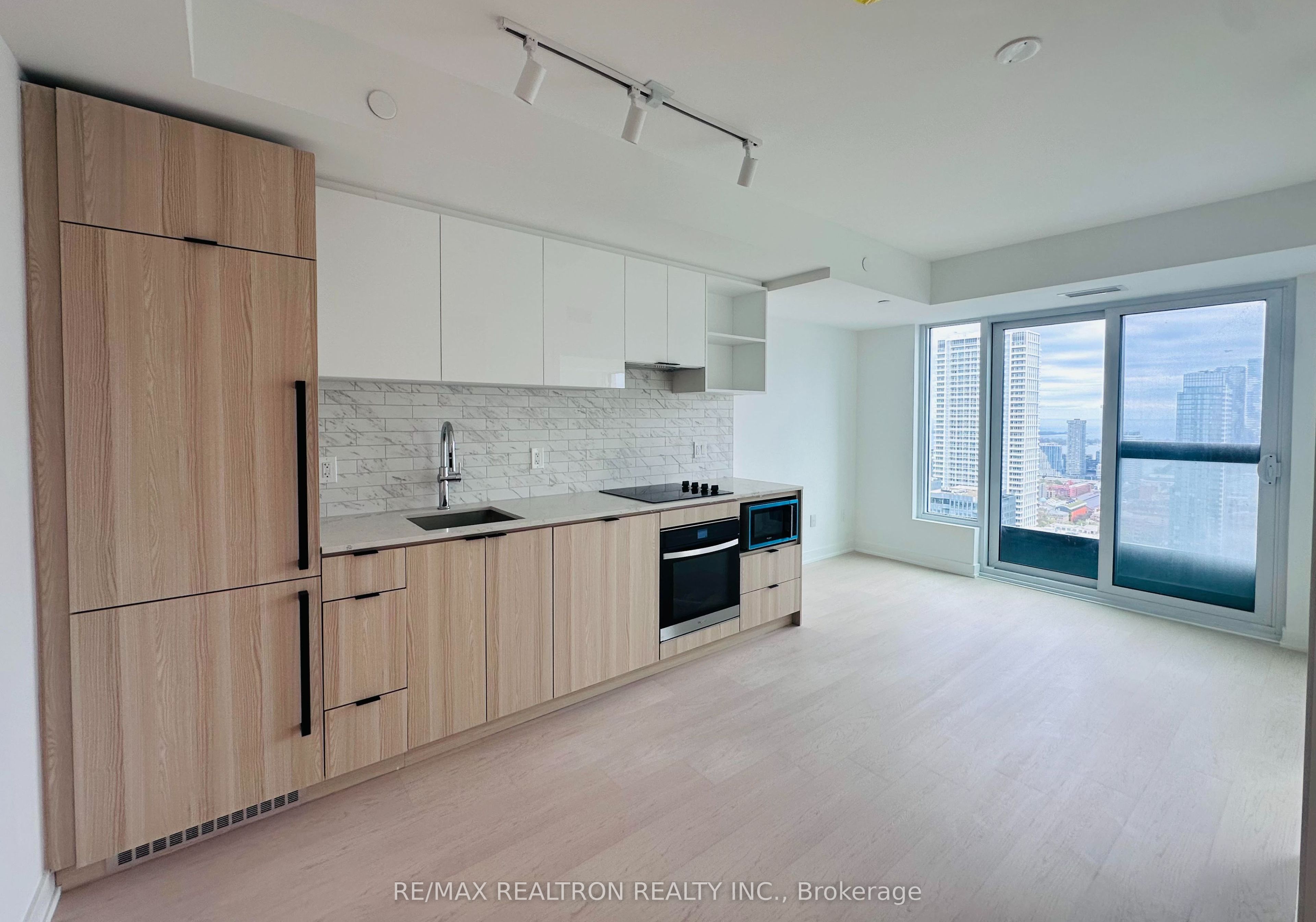 Unit 4512 - 252 Church Street, Toronto 5