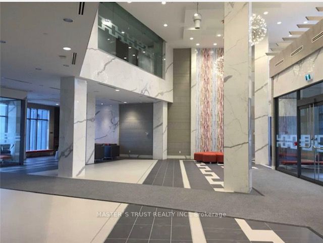 Unit 306 - 50 Ann O'reilly Road, North York 3