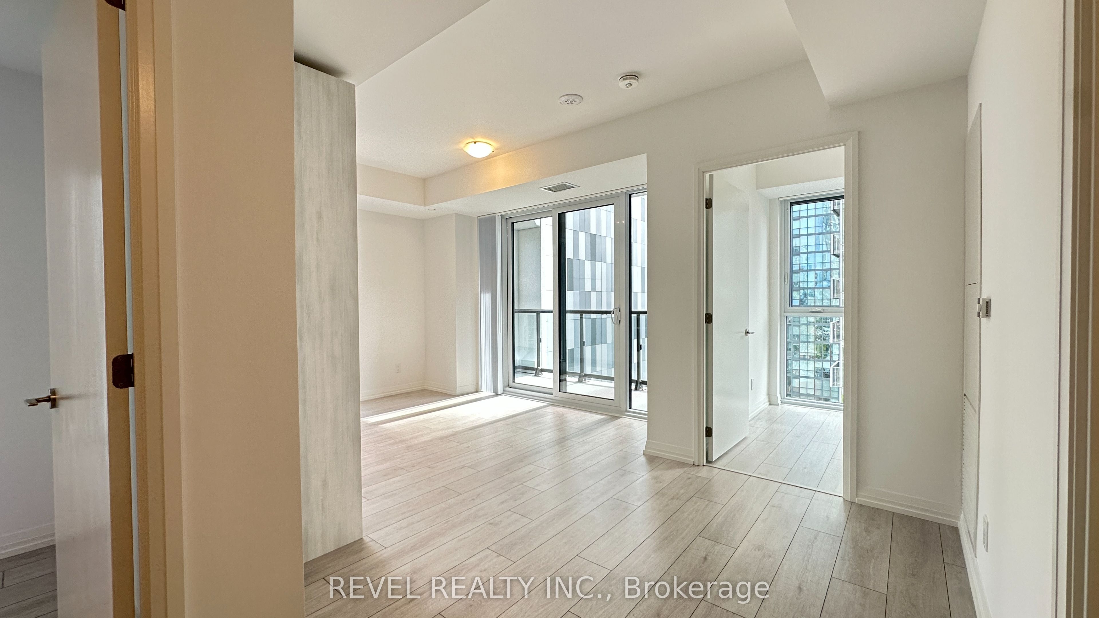Unit 2808 - 400 King Street W, Toronto 3
