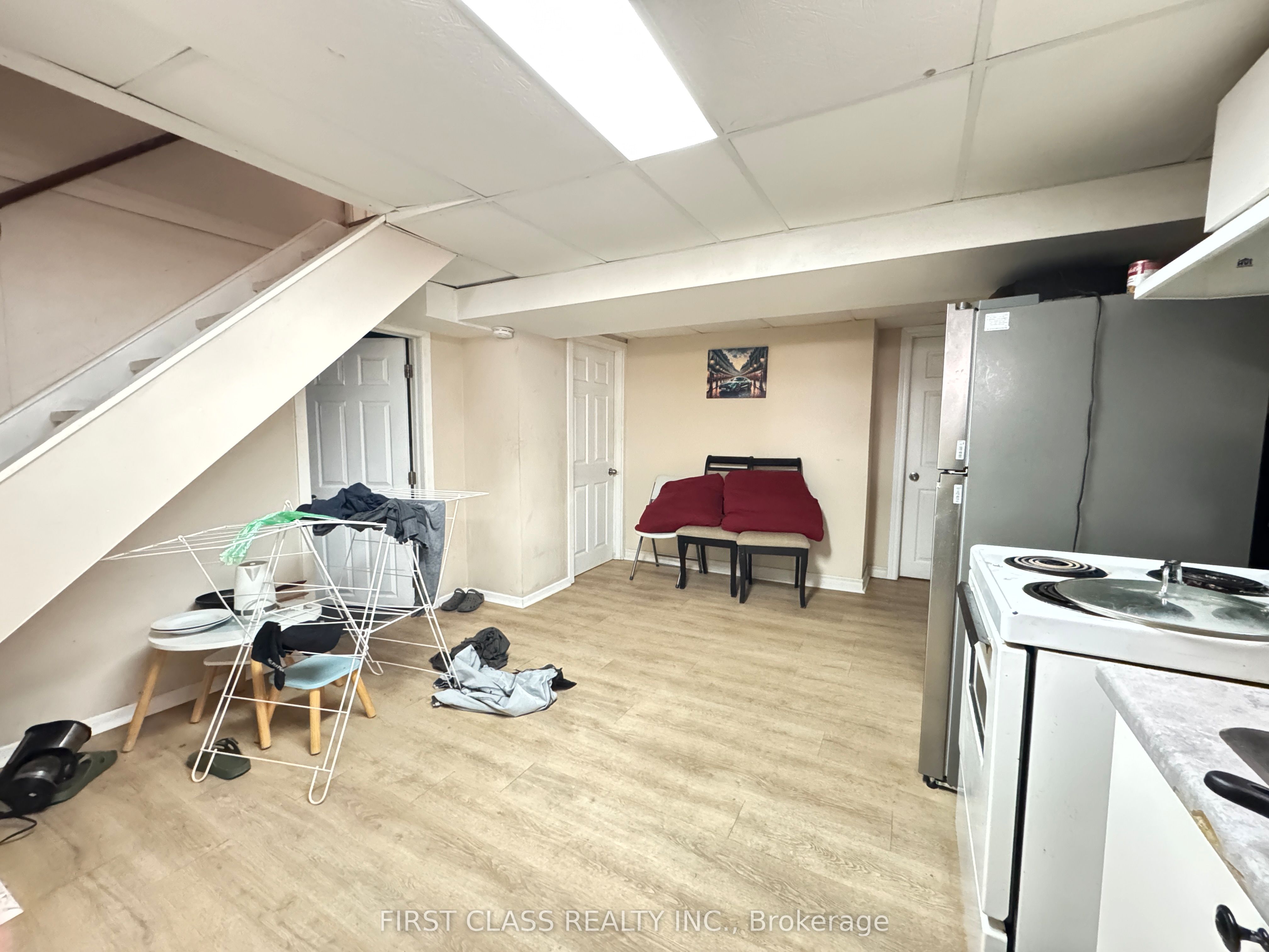 Unit Bsmt - 11 Ellington Drive, Scarborough 4