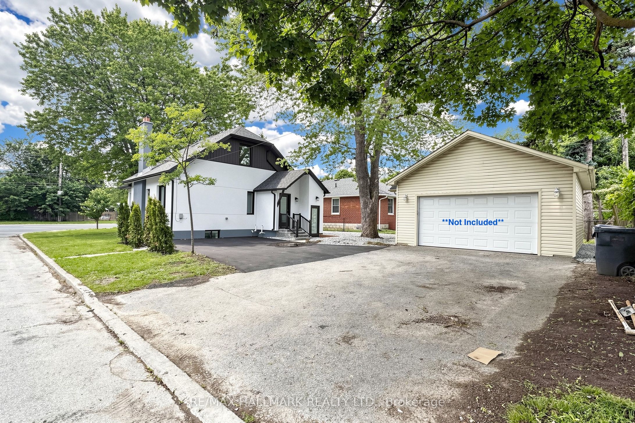 Unit basement - 2205 Victoria Park Avenue, Scarborough 3