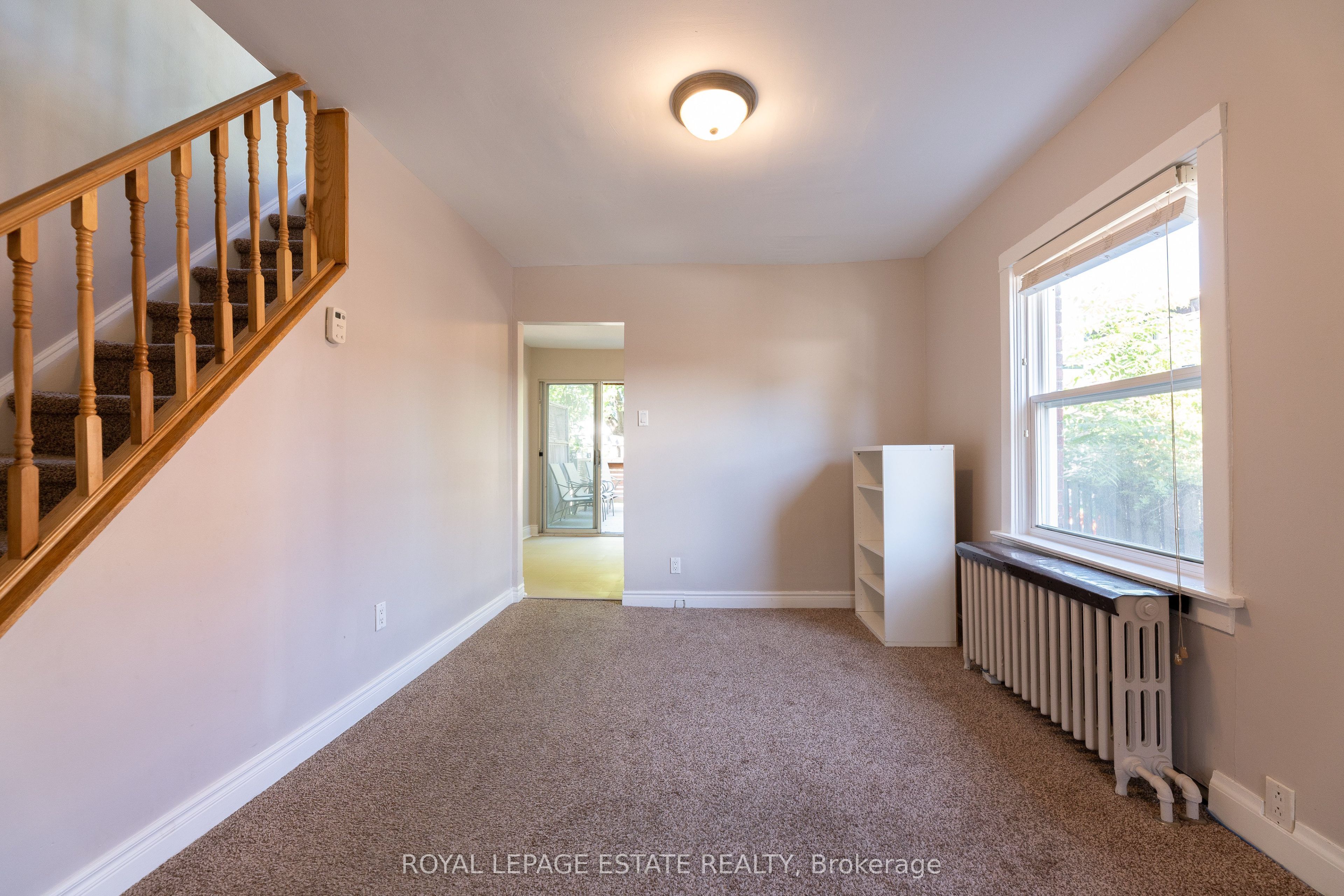326 Monarch Park Avenue, Toronto 5