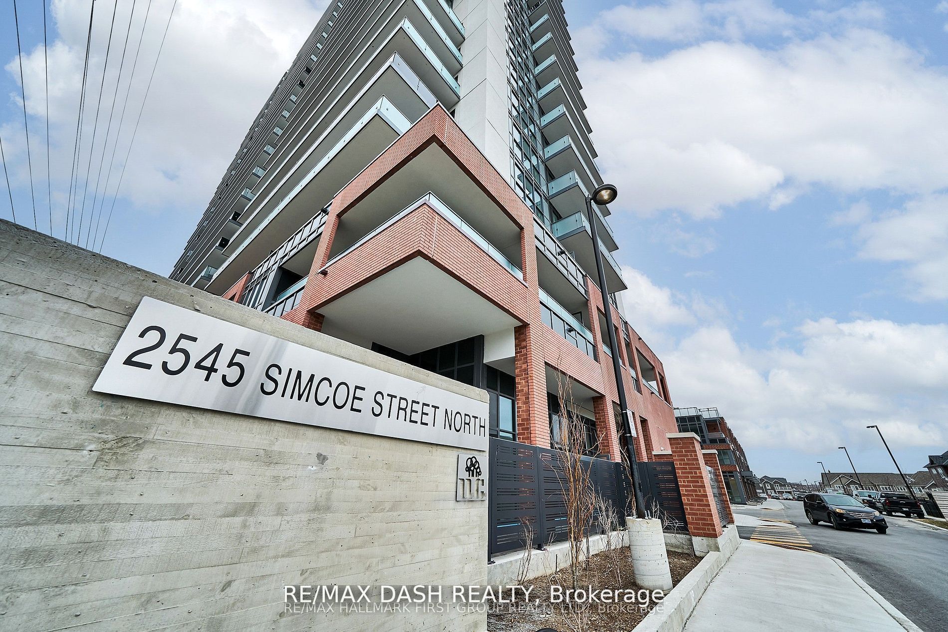 Unit 435 - 2545 Simcoe Street N, Oshawa 1