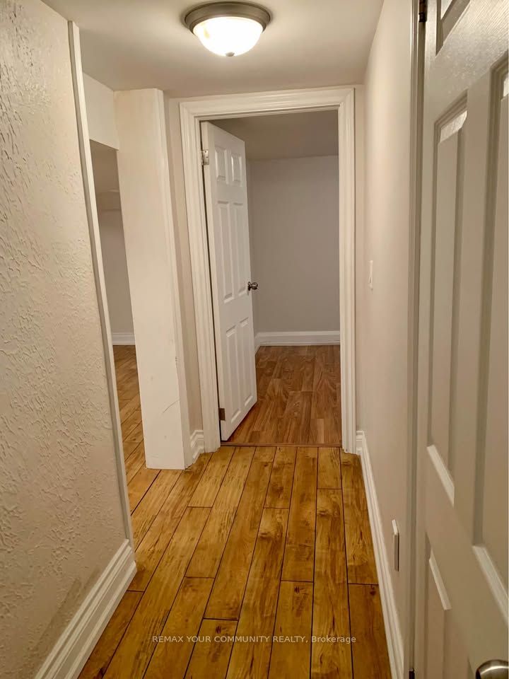 Unit Lower - 16 Coxwell Boulevard, Toronto 5