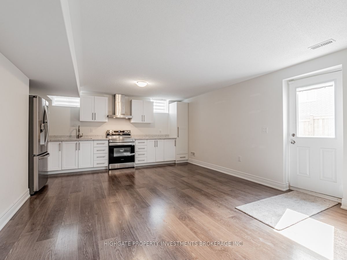 Unit Bsmt - 1055 Purus Path, Pickering 4