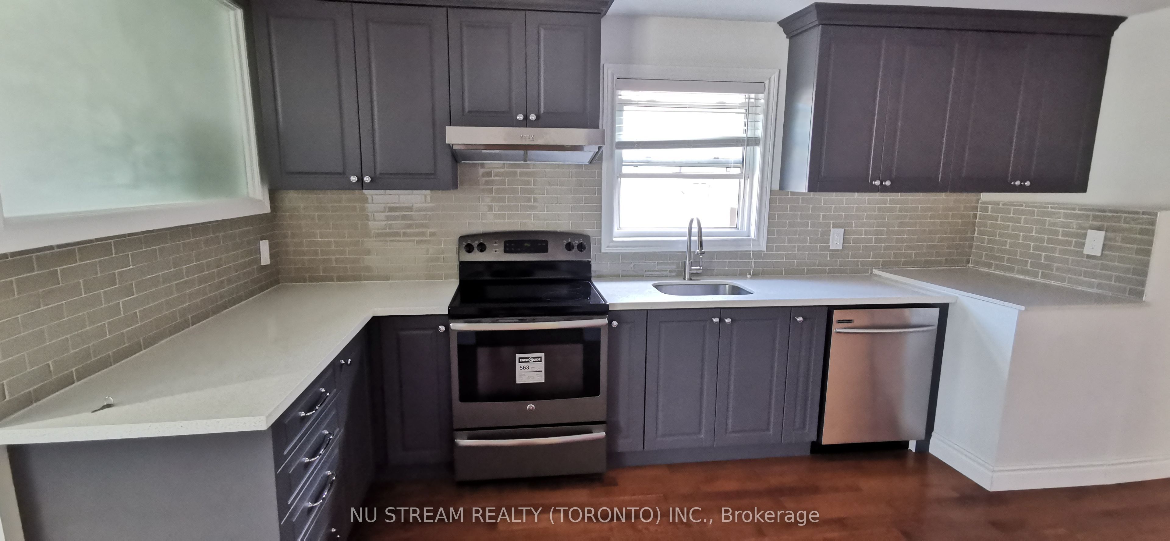 Unit Main - 74 Wye Valley Road, Scarborough 5