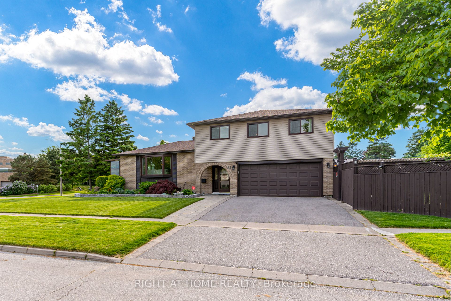 51 Lewin Crescent, Ajax 1