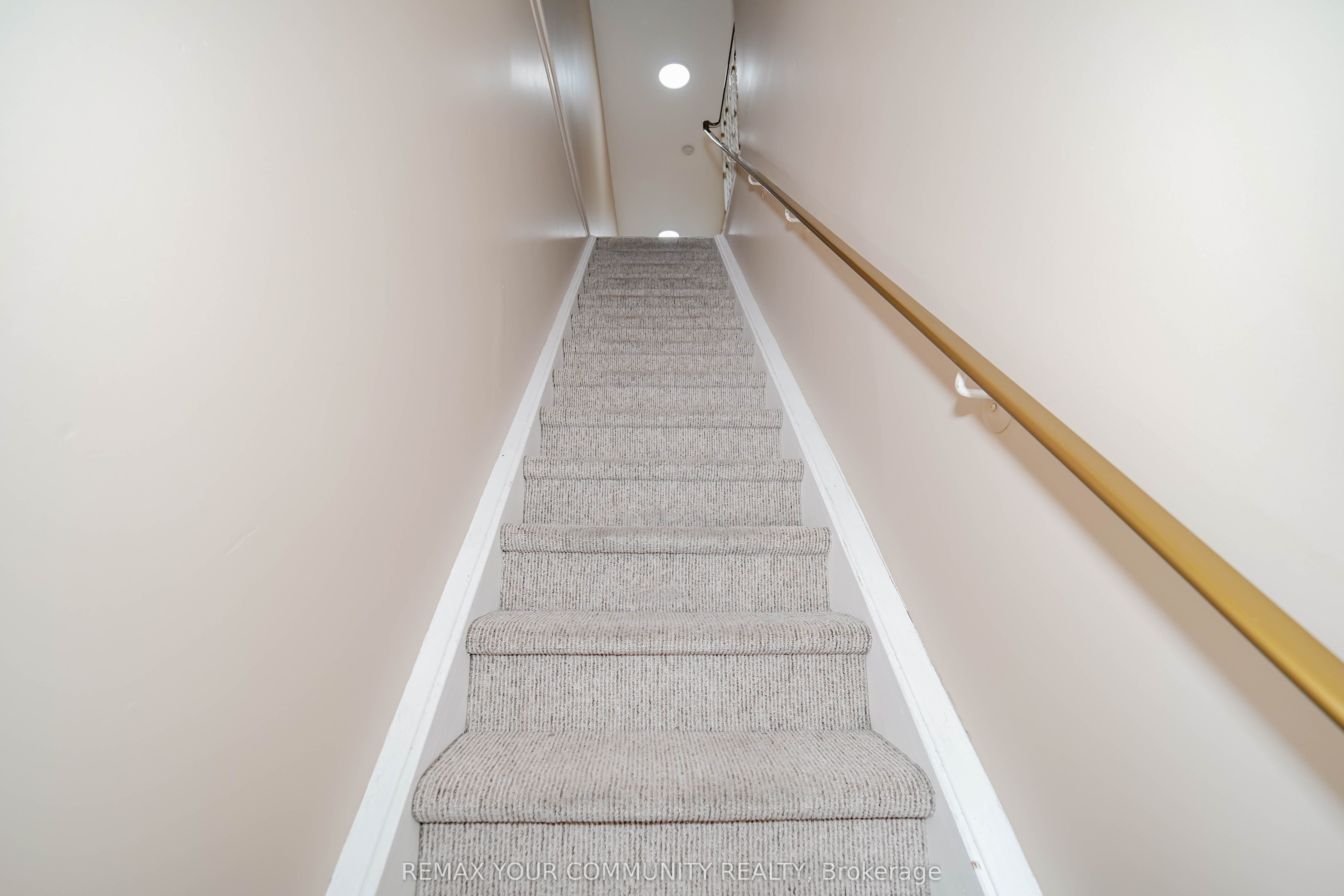 Unit Room 2 - 1378 Danforth Avenue, Toronto 3