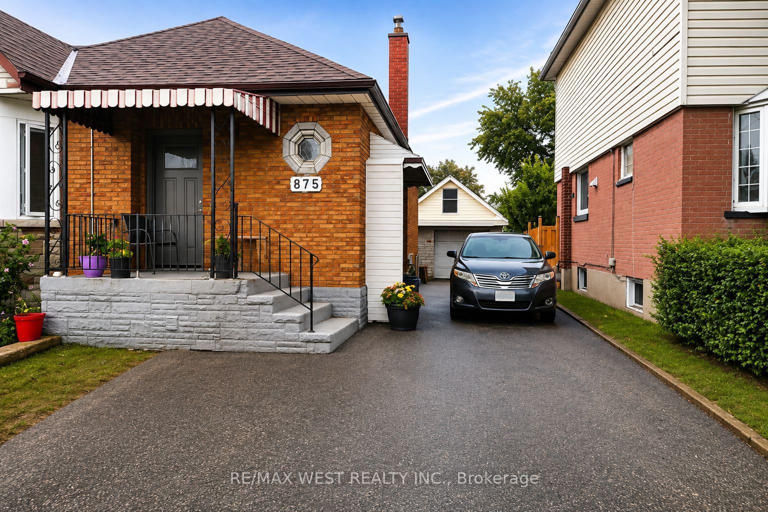 875 Ritson Road S, Oshawa 2