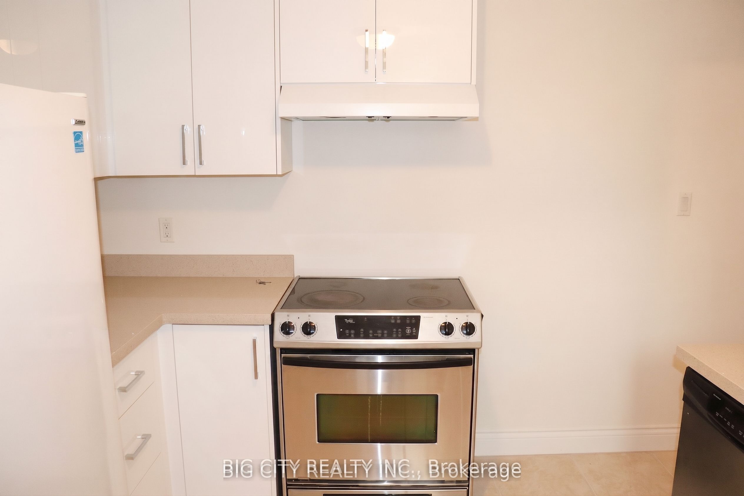 Unit Lower - 30 Lozoway Drive, Scarborough 5