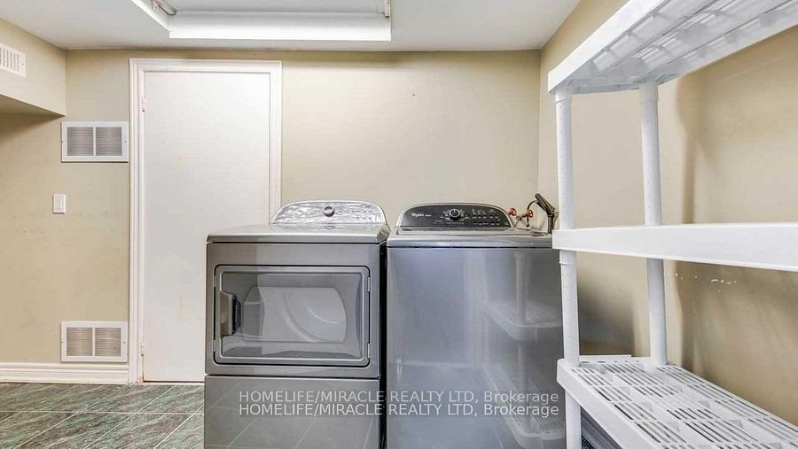 3 Independence Drive S, Scarborough 3