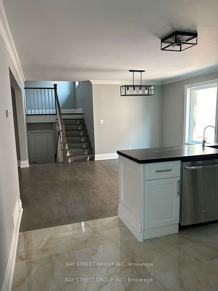 2086 Pharmacy Avenue, Scarborough 2