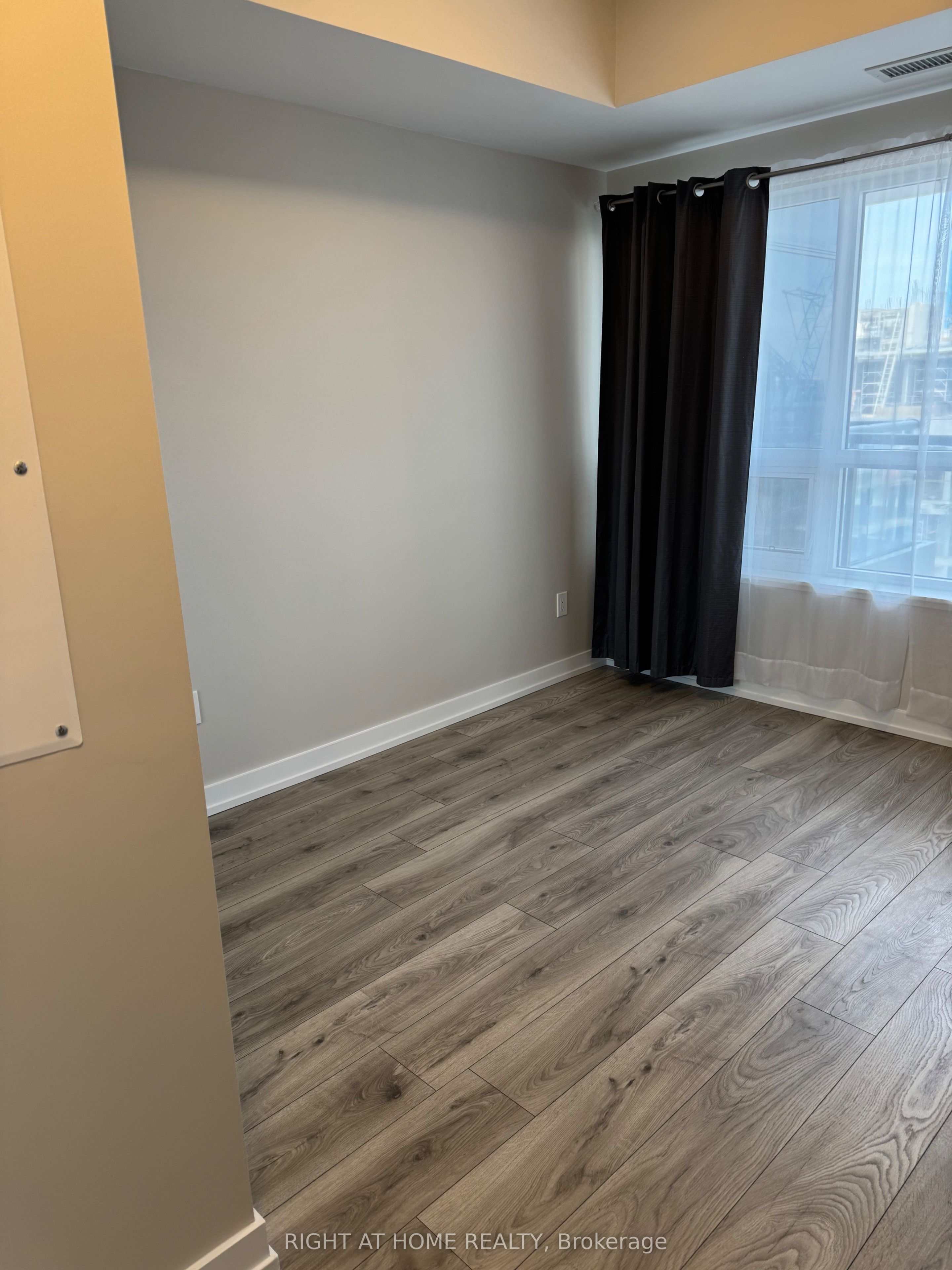 Unit 602 - 1455 Celebration Drive, Pickering 4