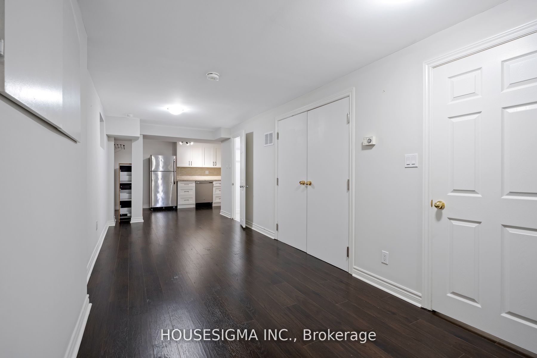 Unit Lower - 72 Redwood Avenue, Toronto 3